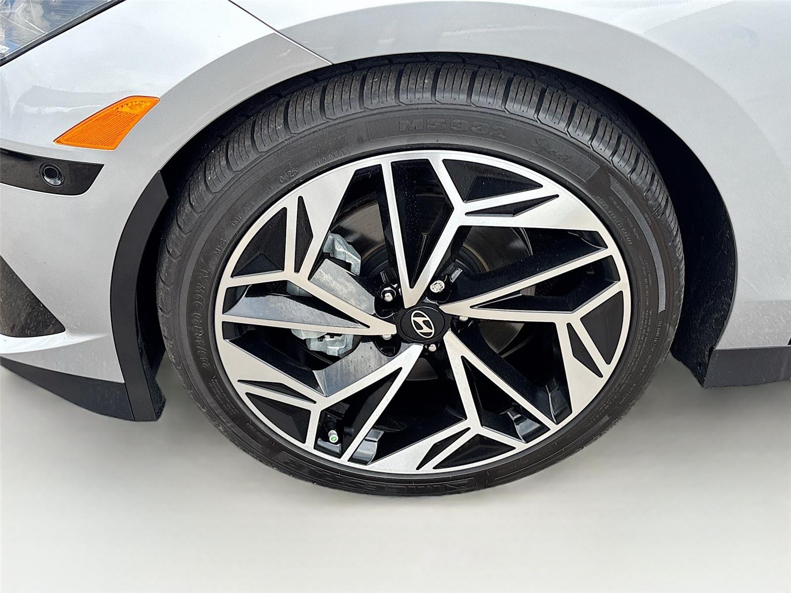 2023 Hyundai IONIQ 6 Limited