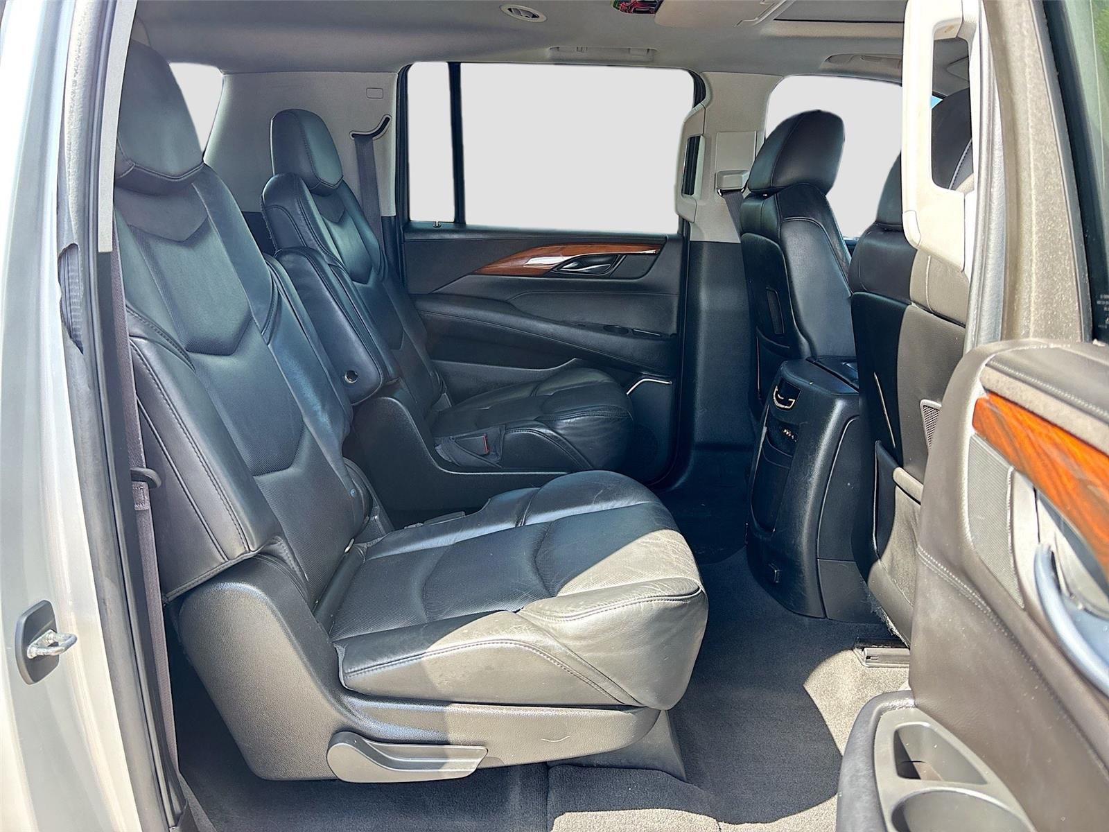 2015 Cadillac Escalade ESV Luxury
