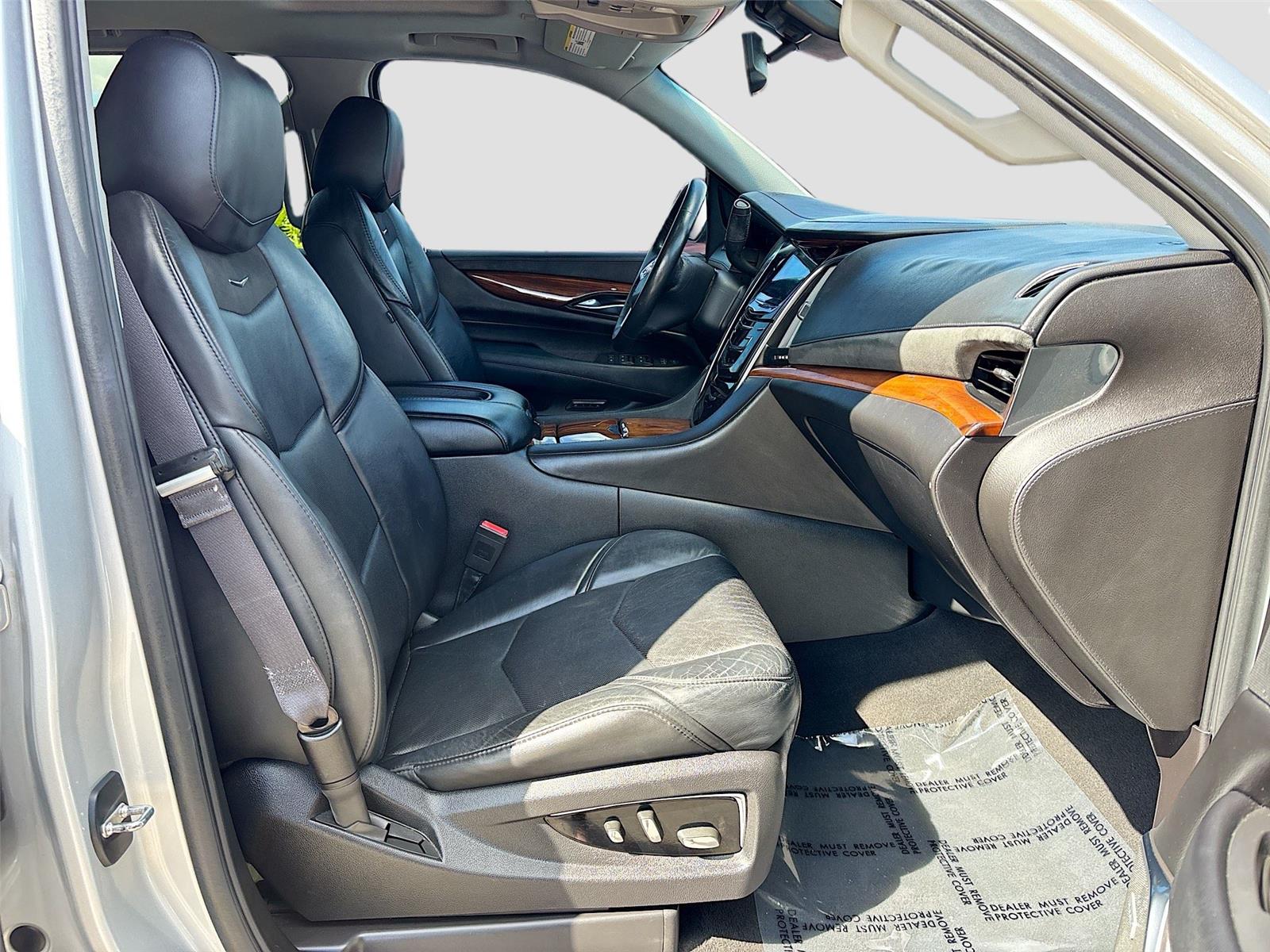2015 Cadillac Escalade ESV Luxury