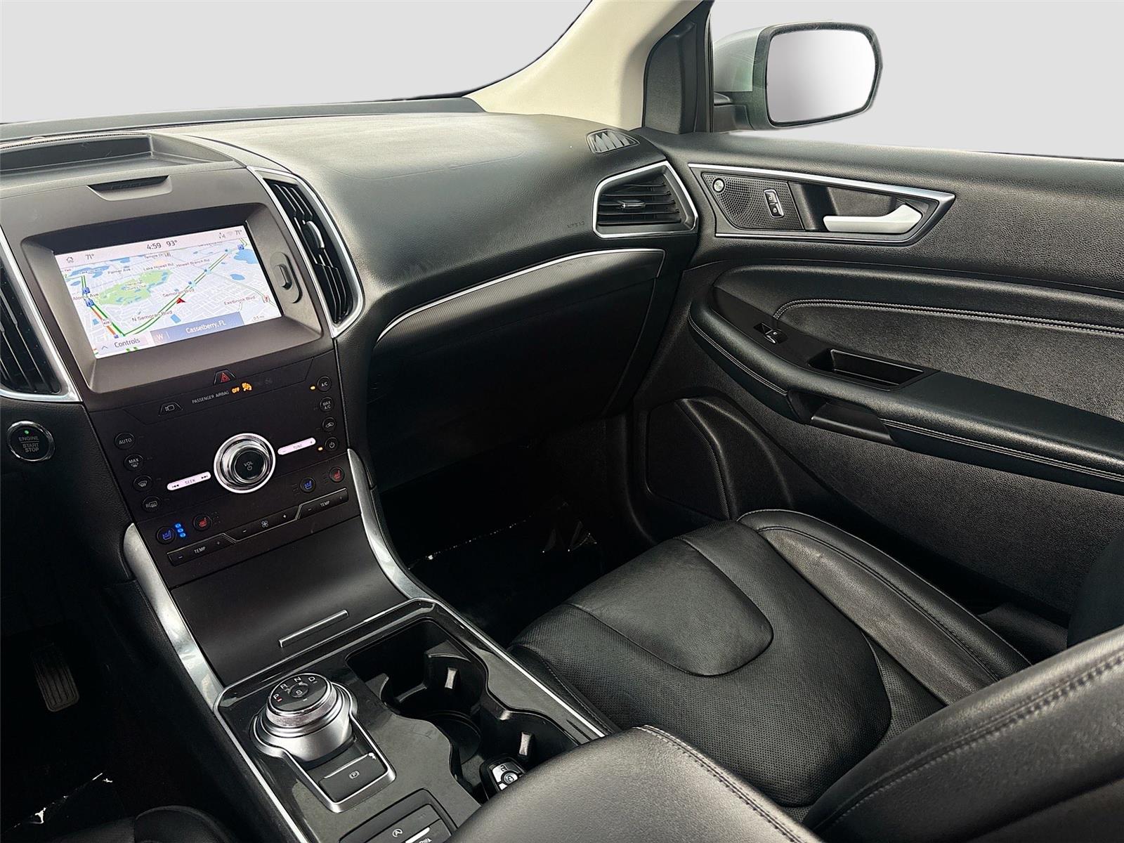 2020 Ford Edge Titanium