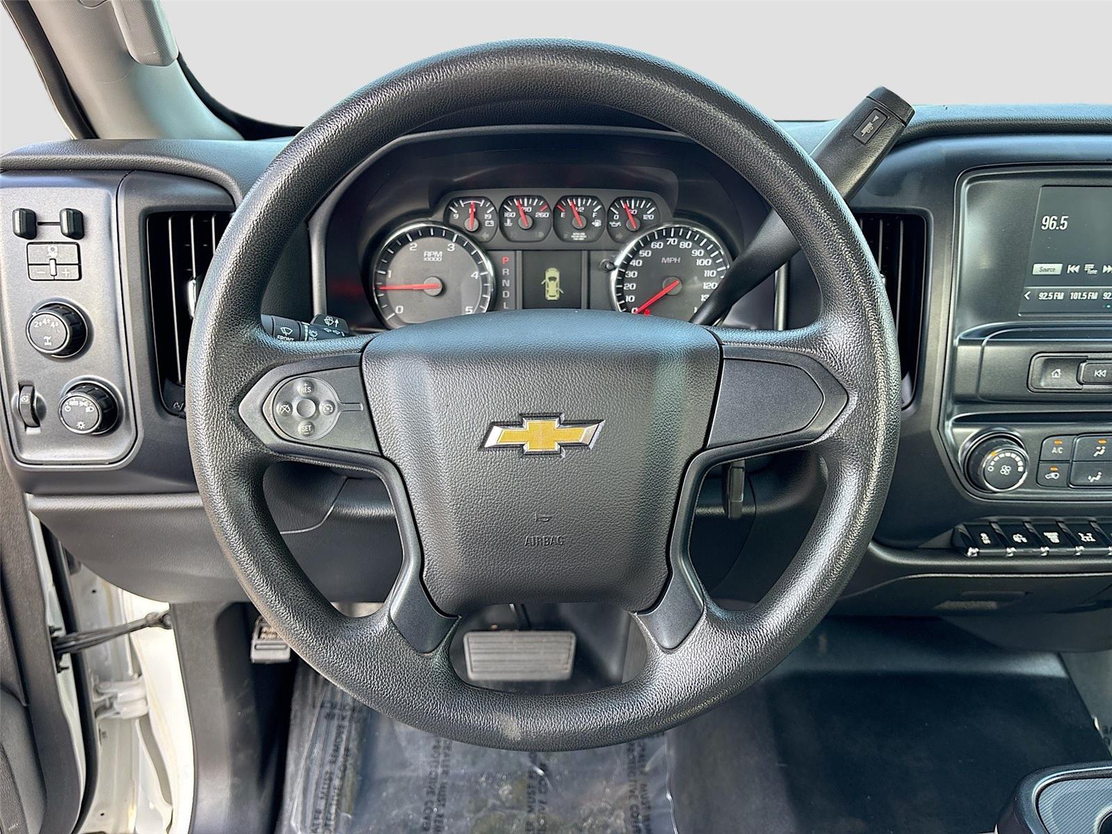 2022 Chevrolet Silverado 5500HD Work Truck