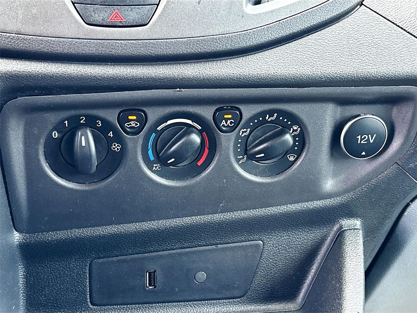 2019 Ford Transit Passenger Wagon XL