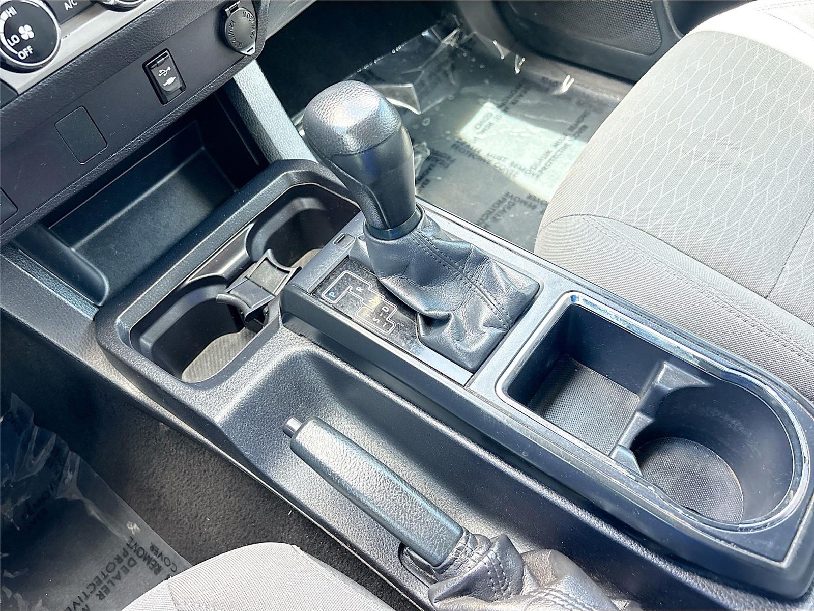 2017 Toyota Tacoma SR