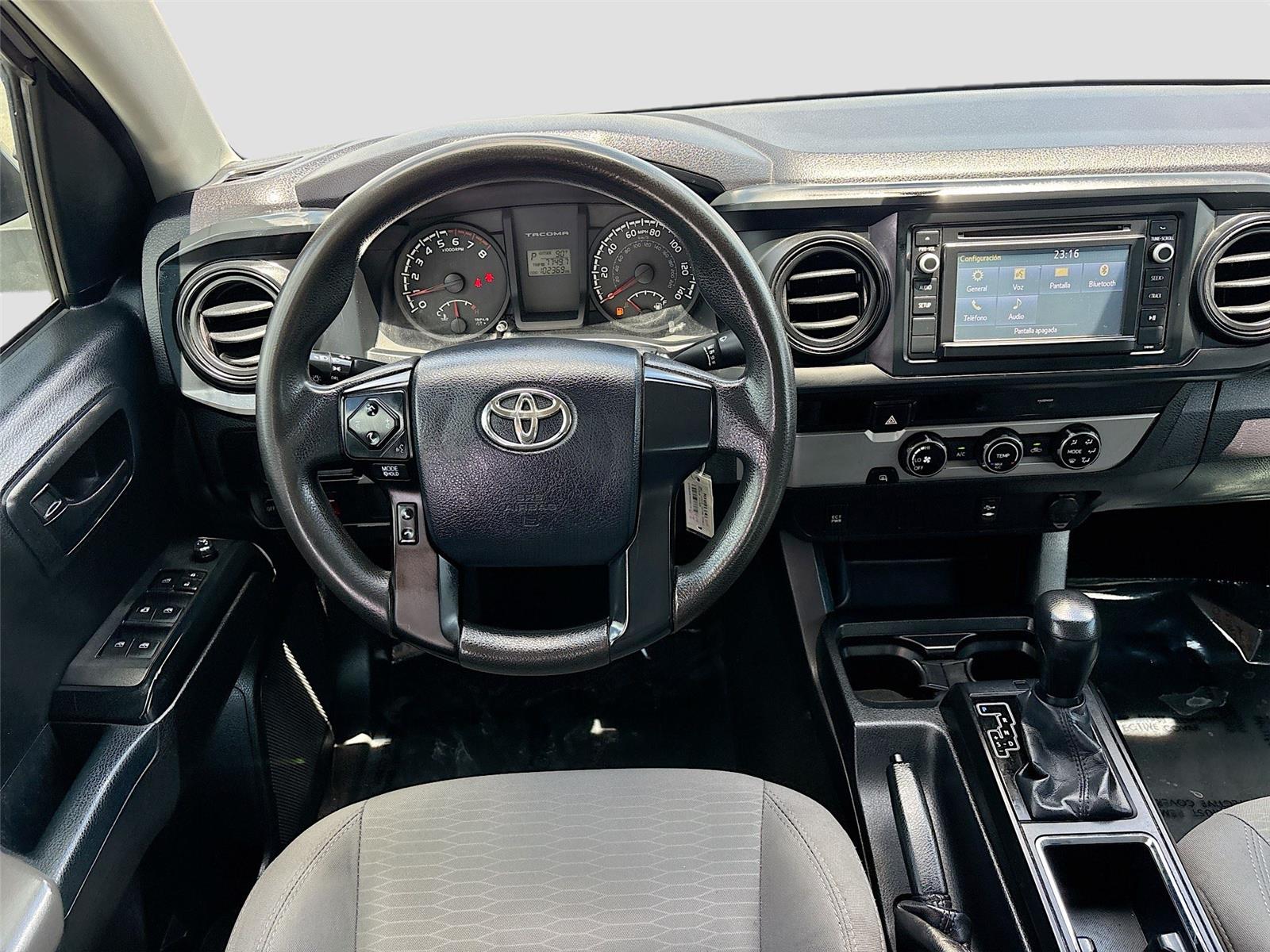 2017 Toyota Tacoma SR