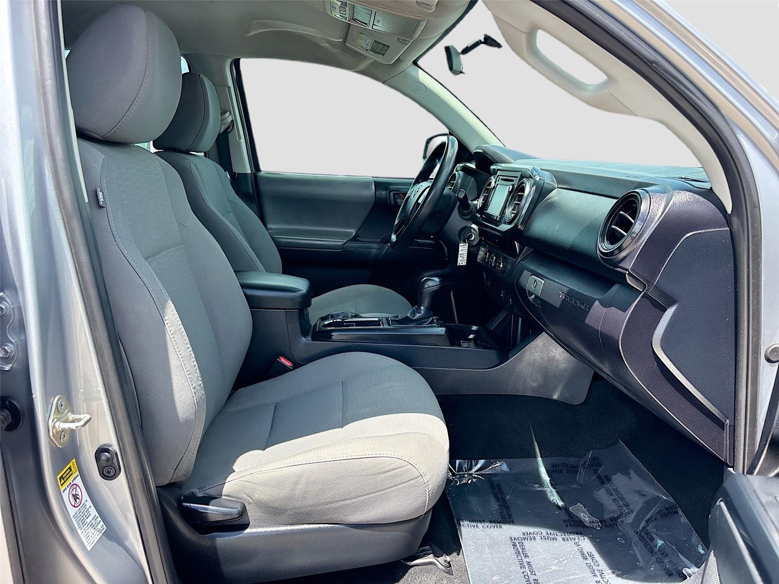 2017 Toyota Tacoma SR