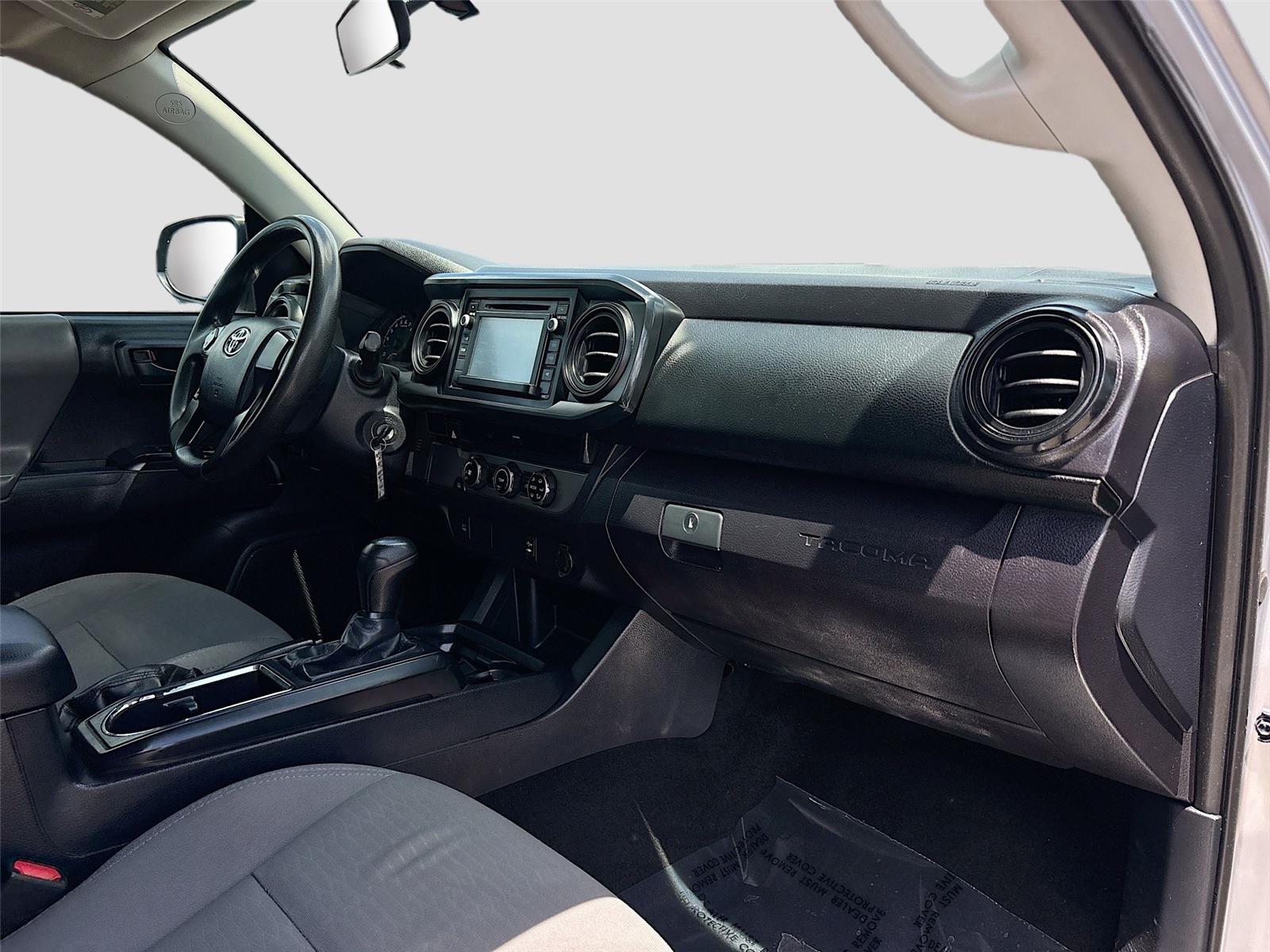 2017 Toyota Tacoma SR