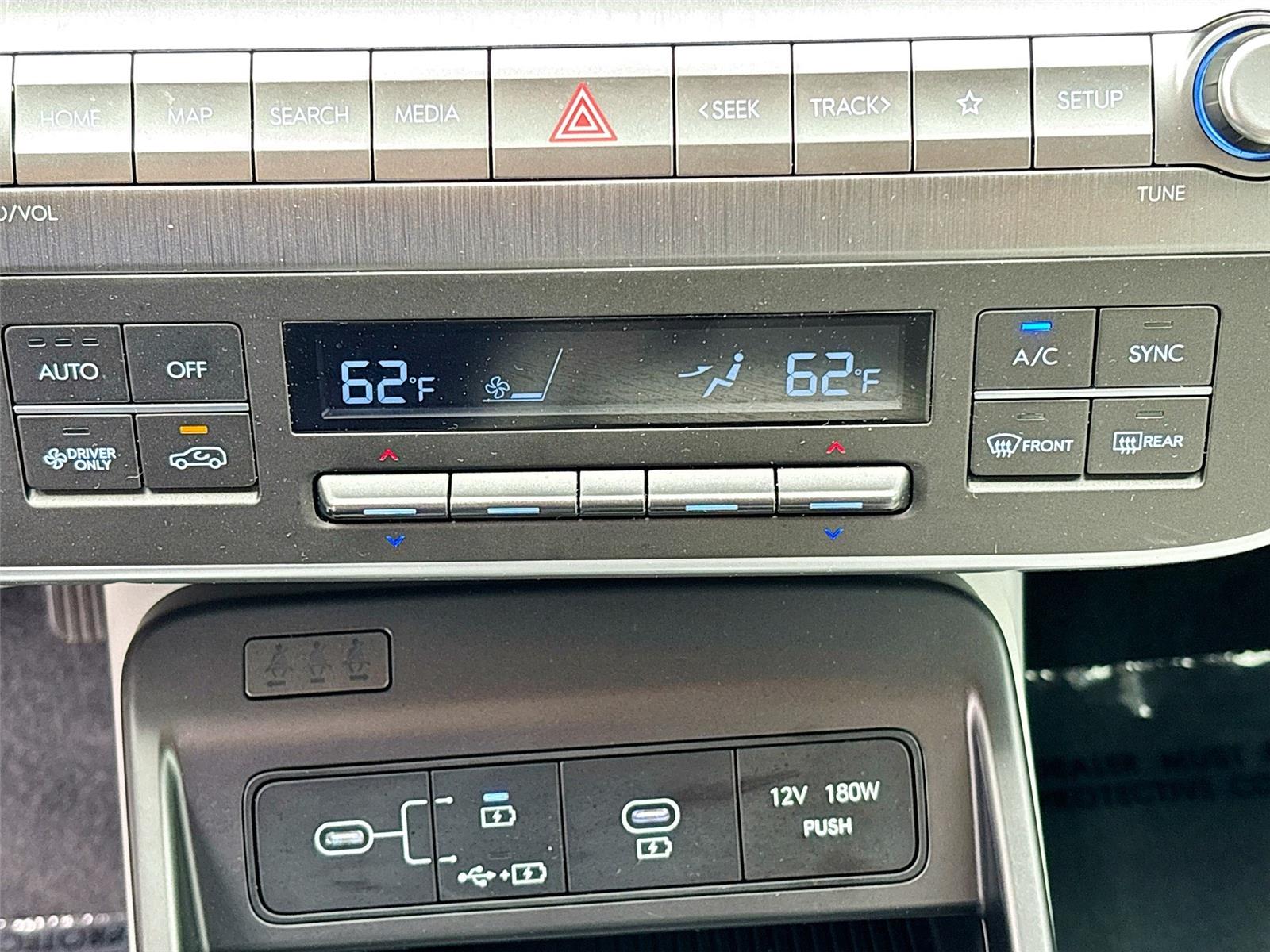 2024 Hyundai Kona Electric SEL
