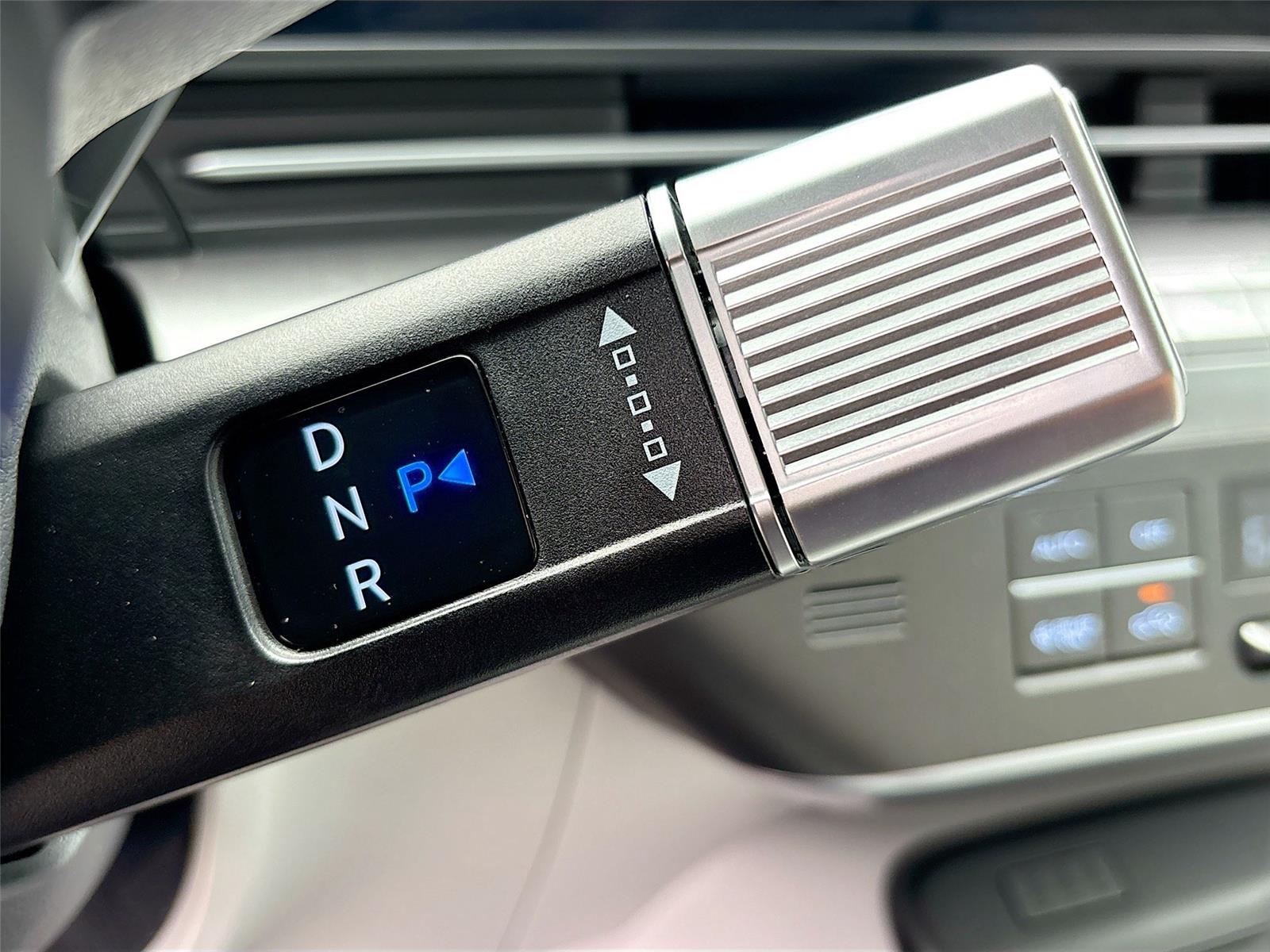 2024 Hyundai Kona Electric SEL