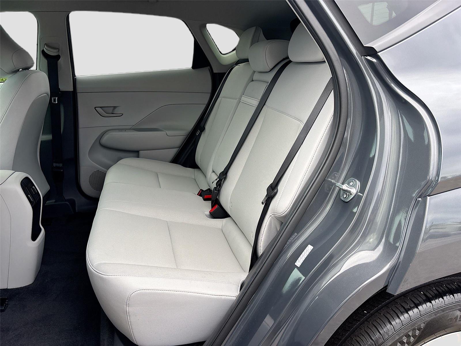 2024 Hyundai Kona Electric SEL