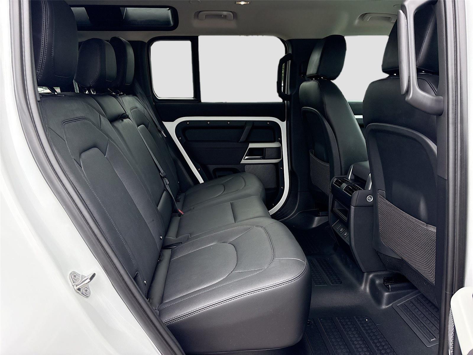 2023 Land Rover Defender S