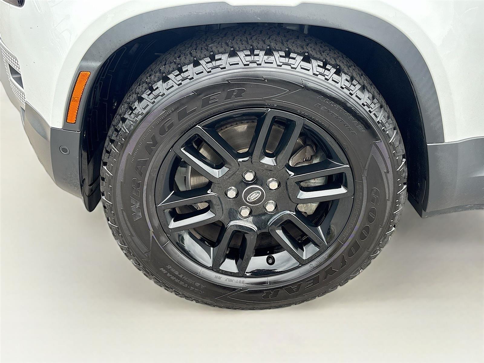 2023 Land Rover Defender S
