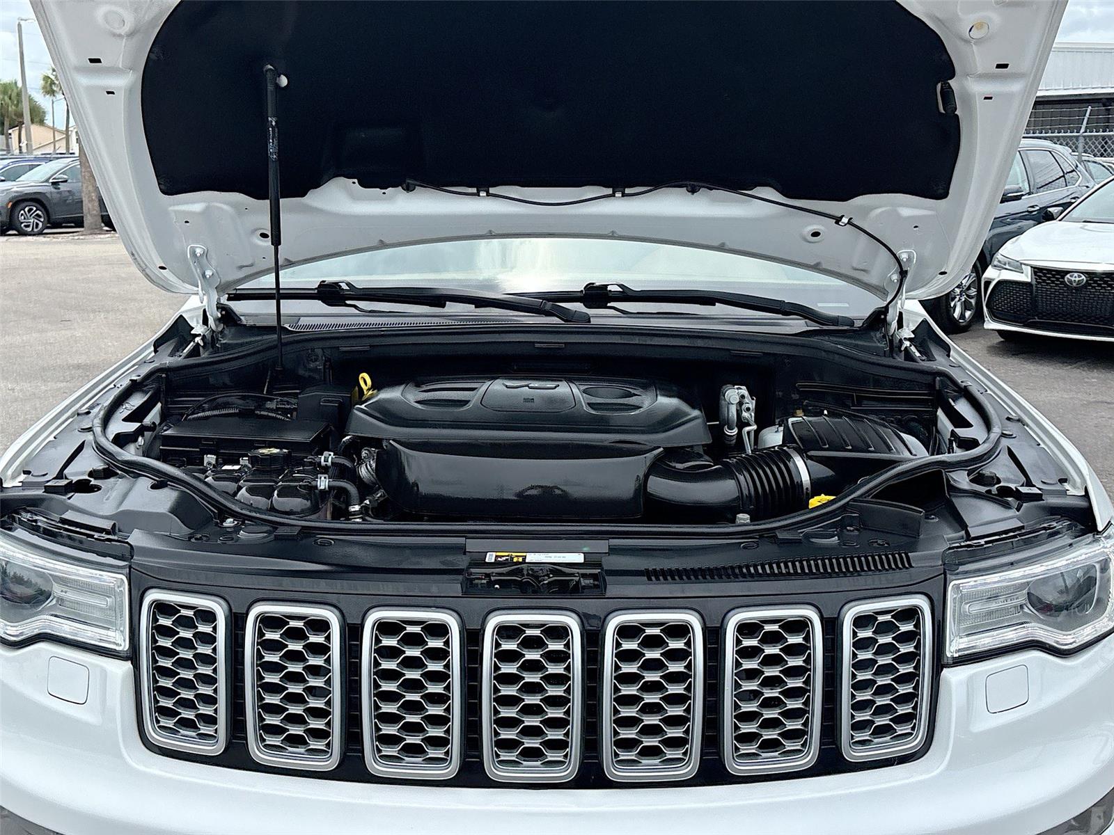 2020 Jeep Grand Cherokee Summit