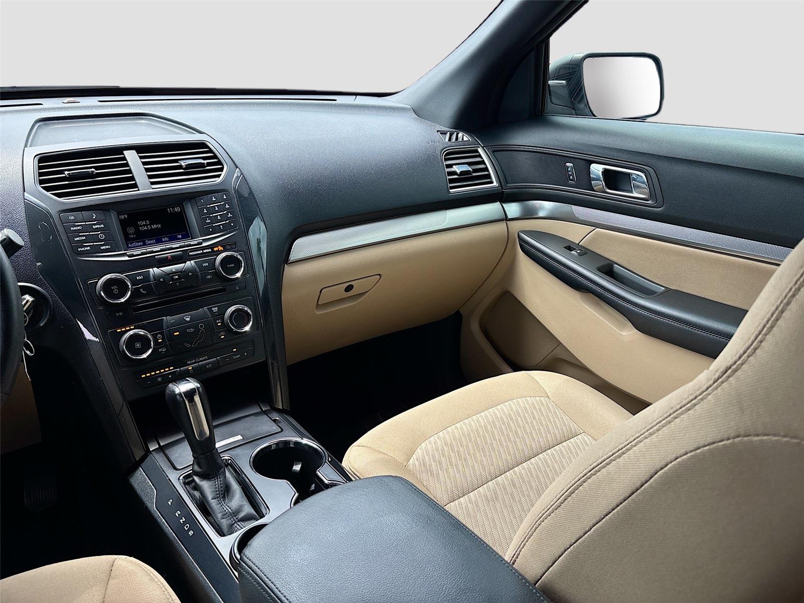 2017 Ford Explorer Base