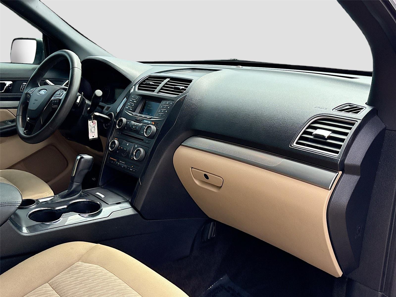 2017 Ford Explorer Base