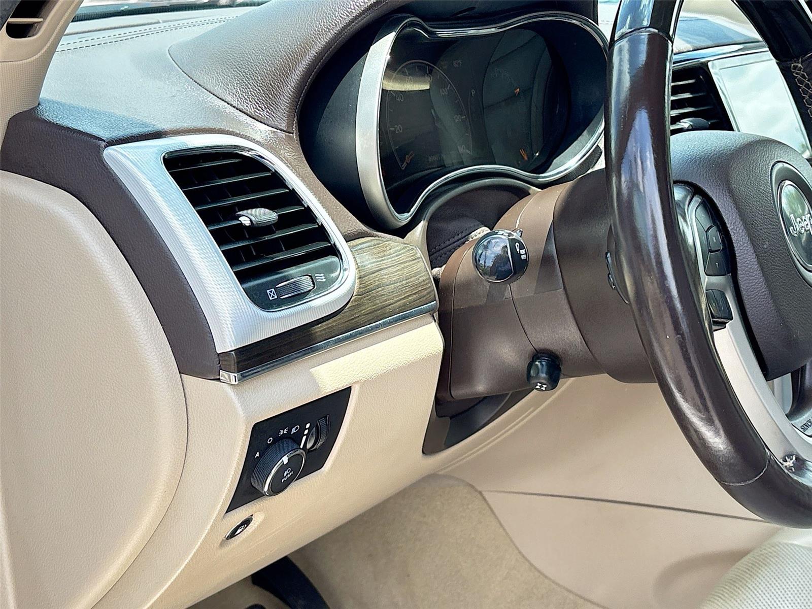 2020 Jeep Grand Cherokee Overland