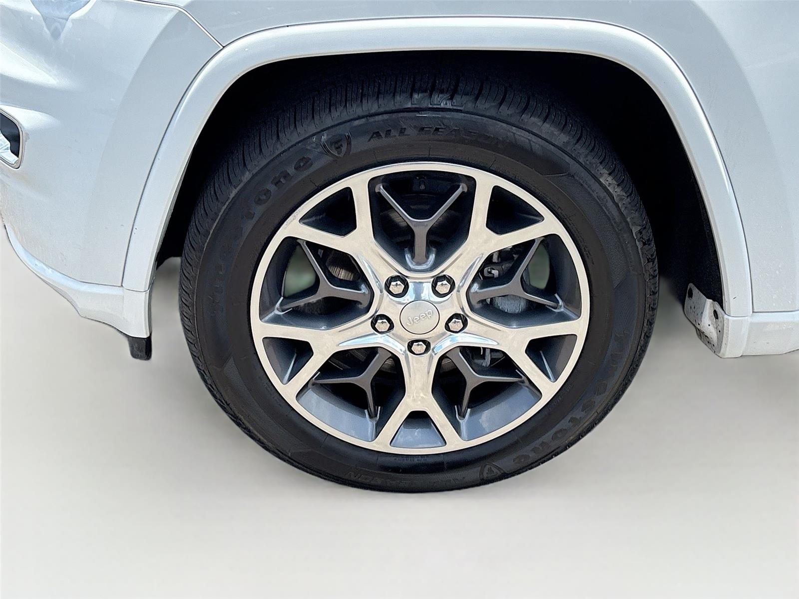 2020 Jeep Grand Cherokee Overland