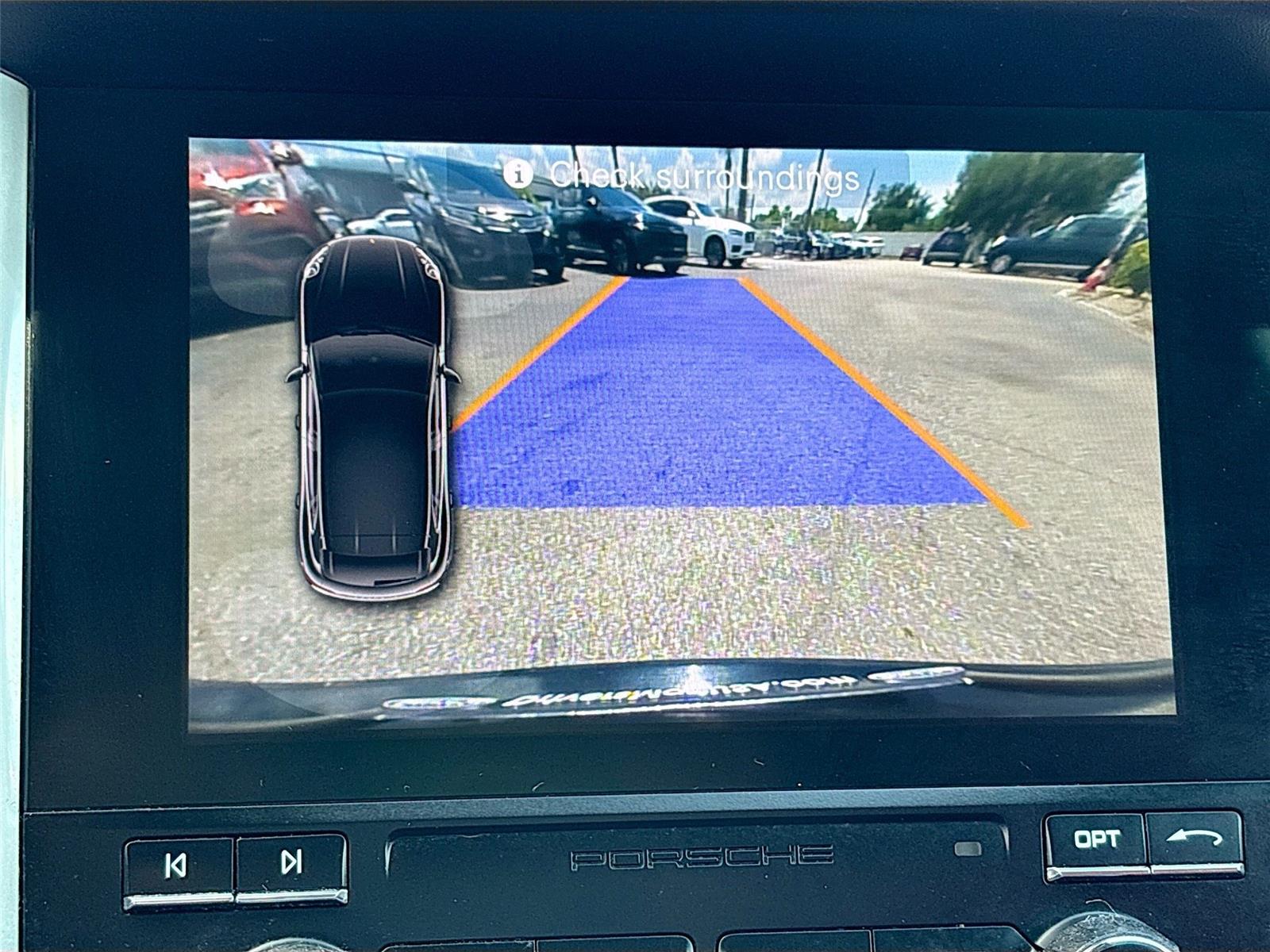 2017 Porsche Macan Turbo