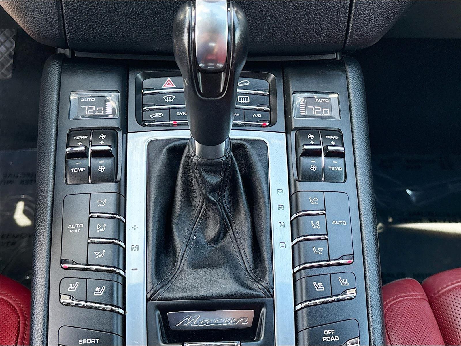 2017 Porsche Macan Turbo