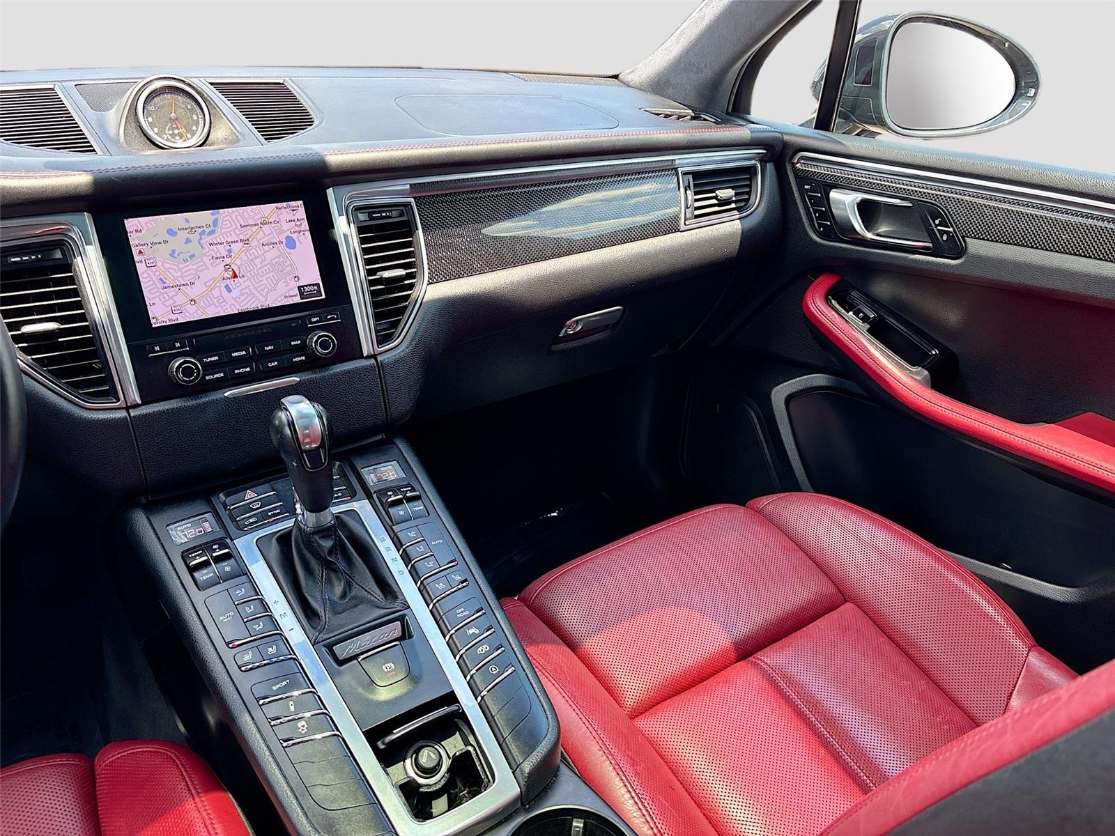 2017 Porsche Macan Turbo