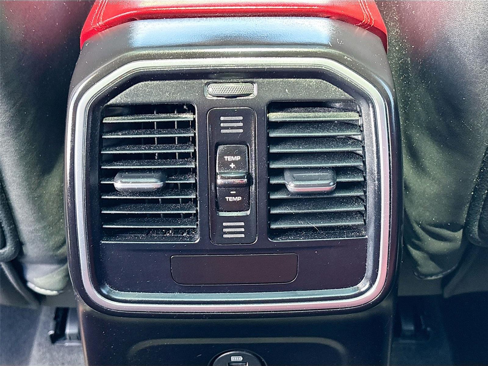 2017 Porsche Macan Turbo