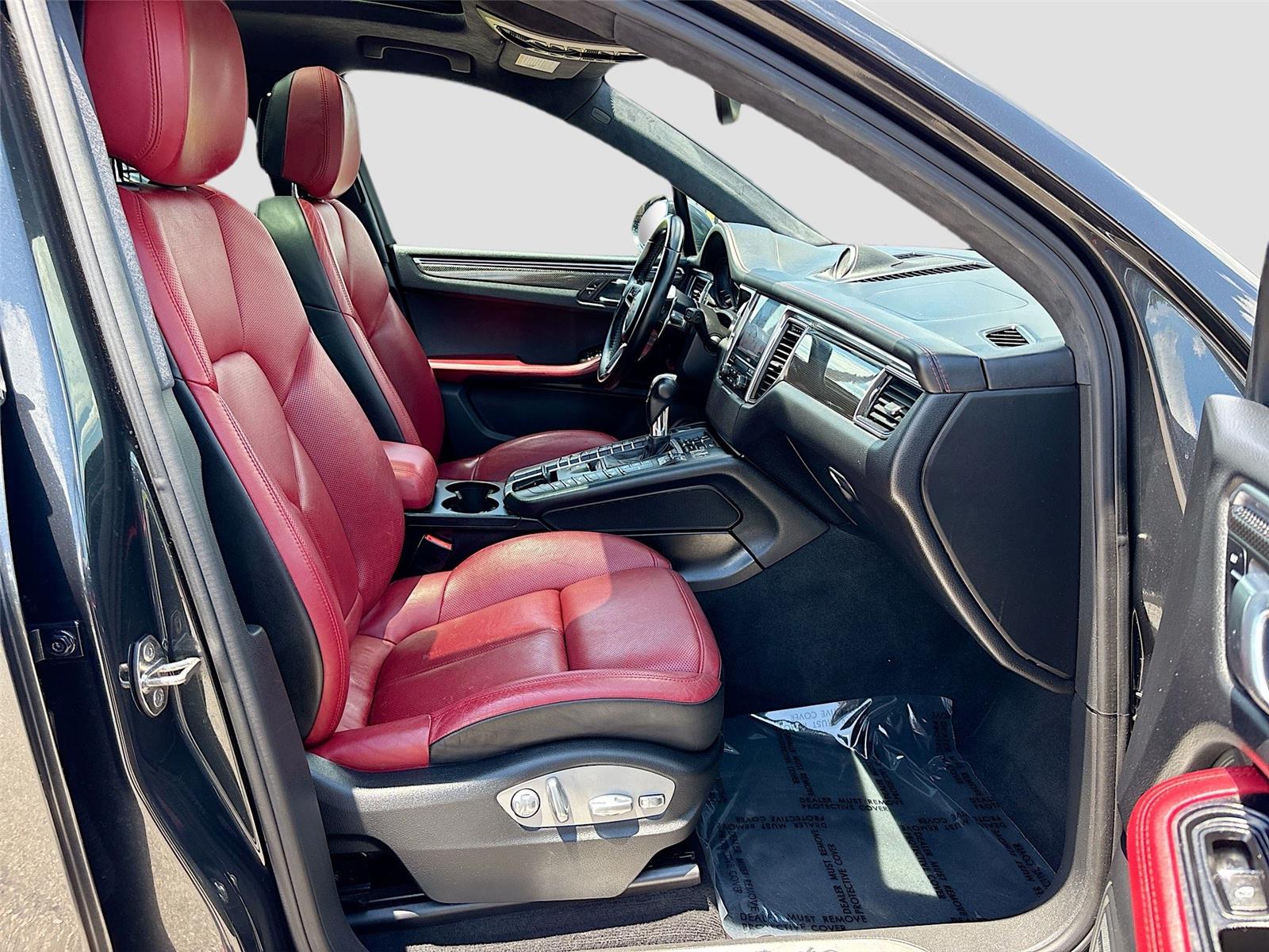 2017 Porsche Macan Turbo
