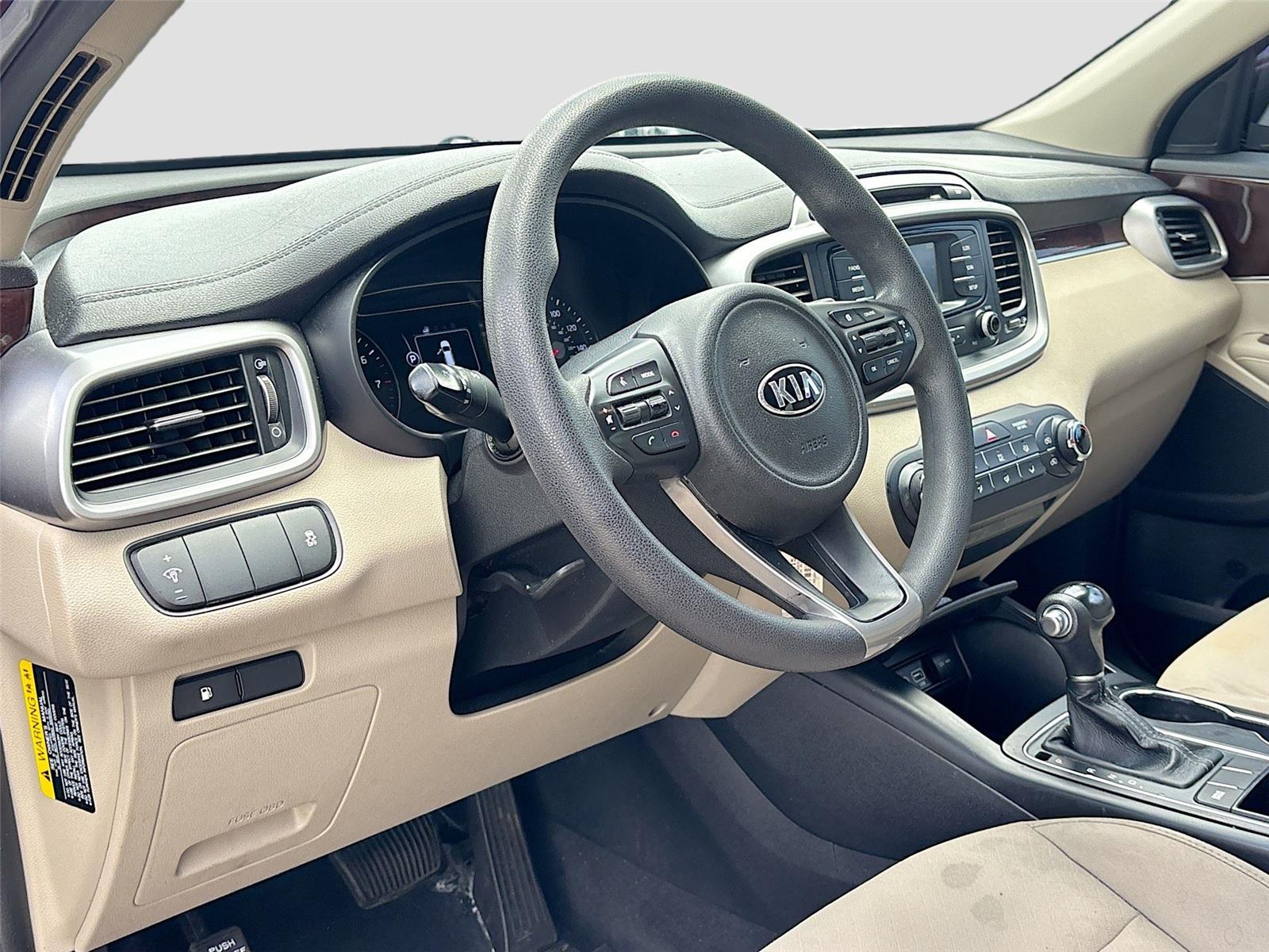2017 Kia Sorento LX