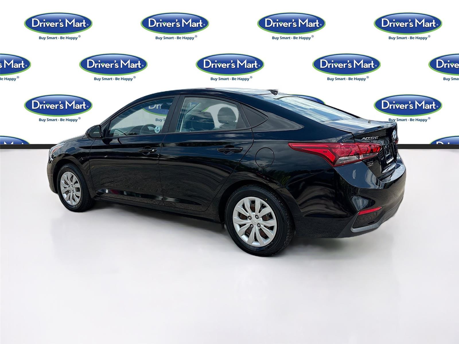 2022 Hyundai Accent SE
