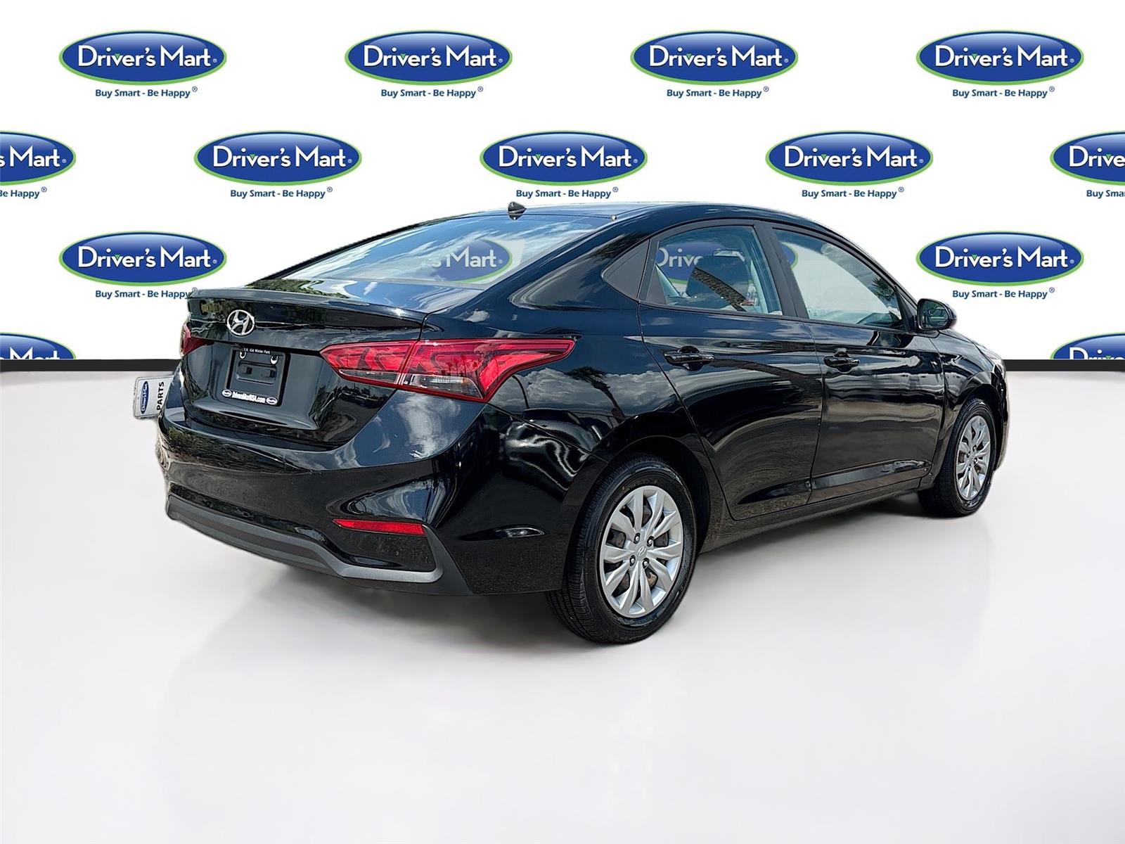 2022 Hyundai Accent SE