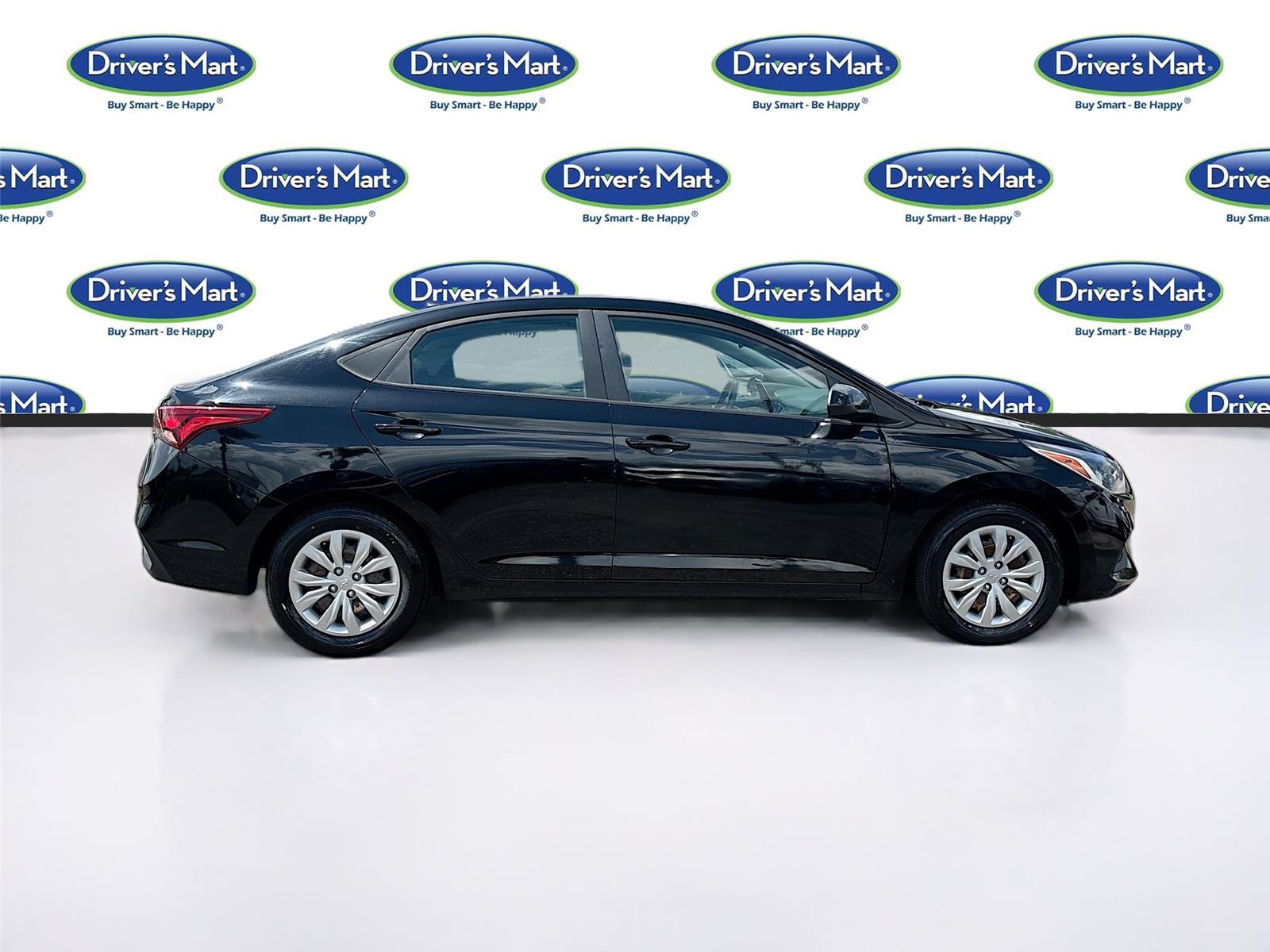 2022 Hyundai Accent SE