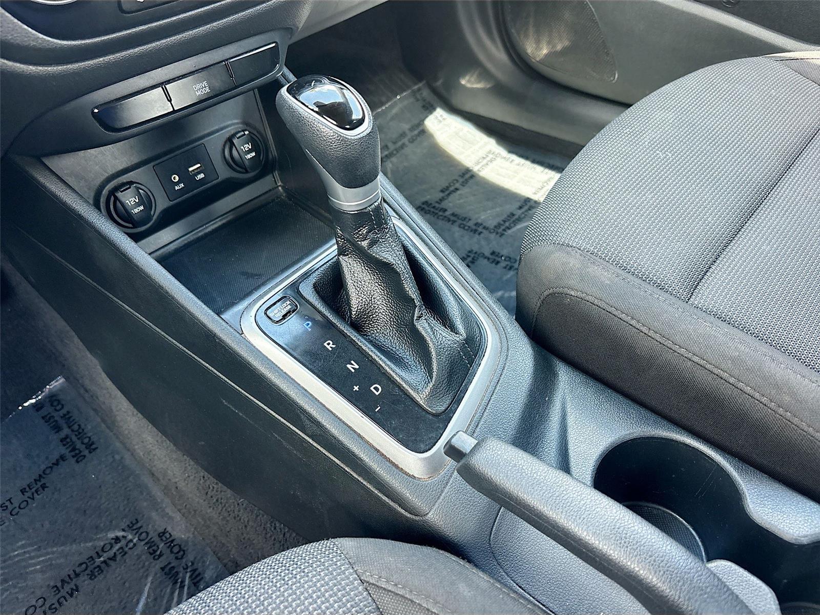 2022 Hyundai Accent SE