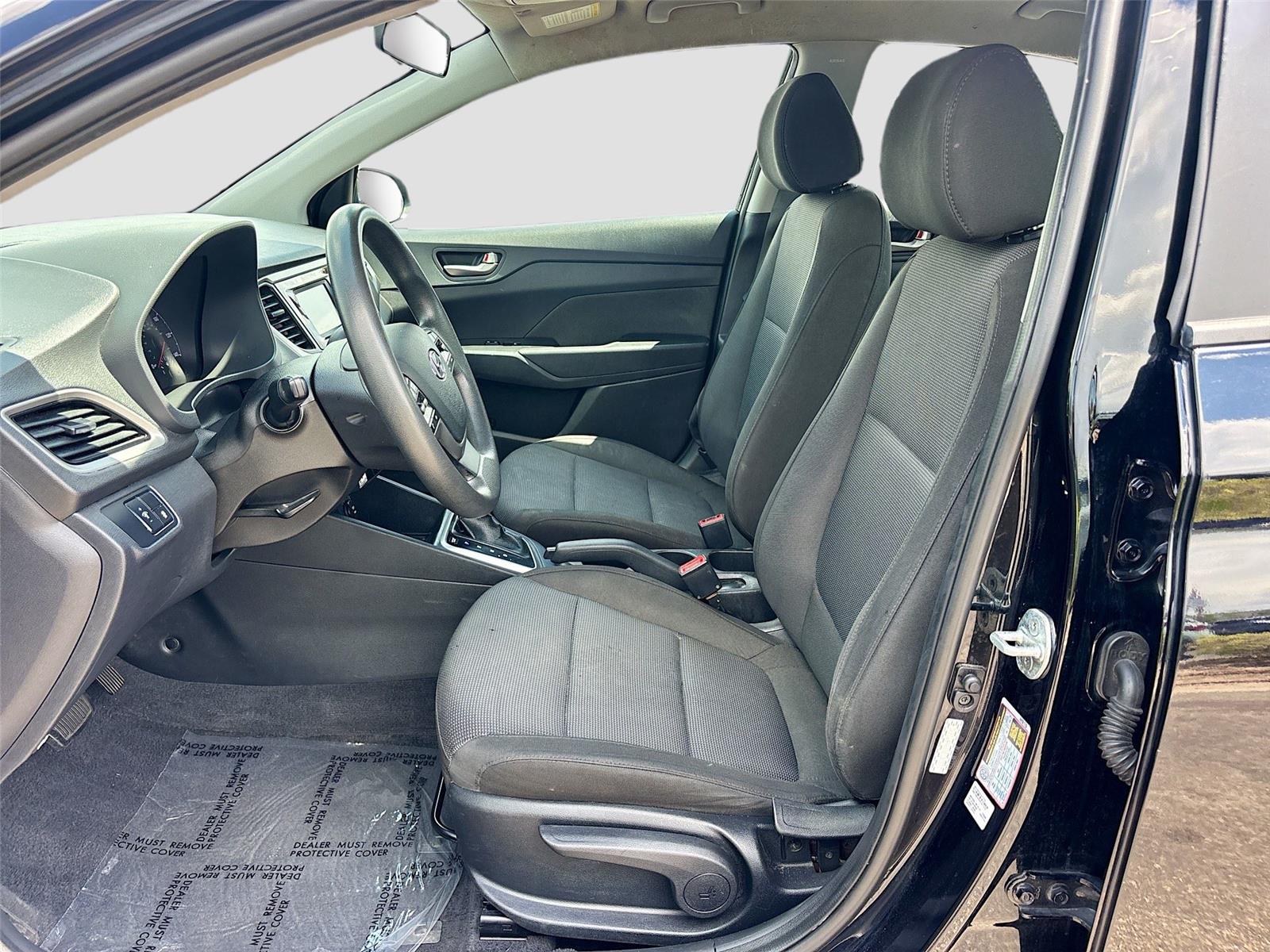 2022 Hyundai Accent SE