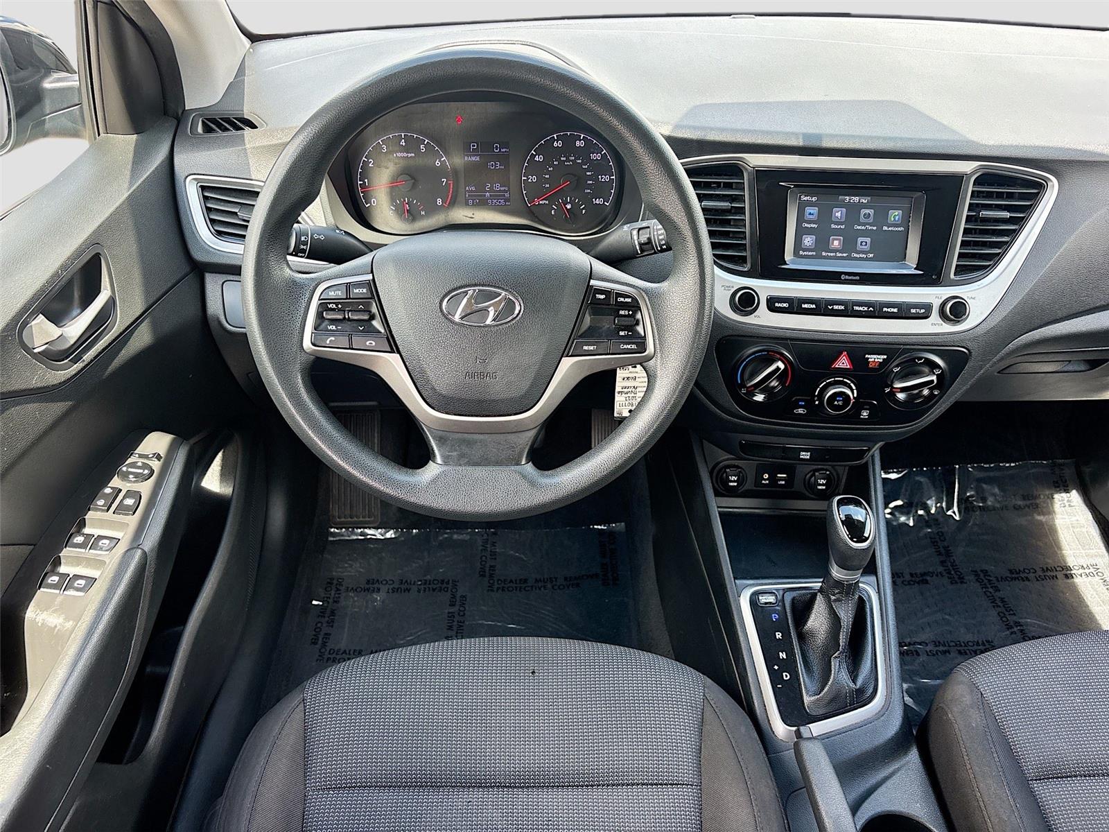2022 Hyundai Accent SE