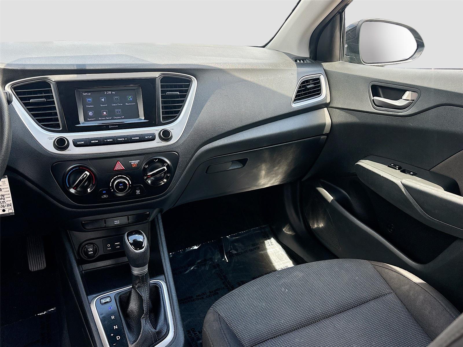 2022 Hyundai Accent SE