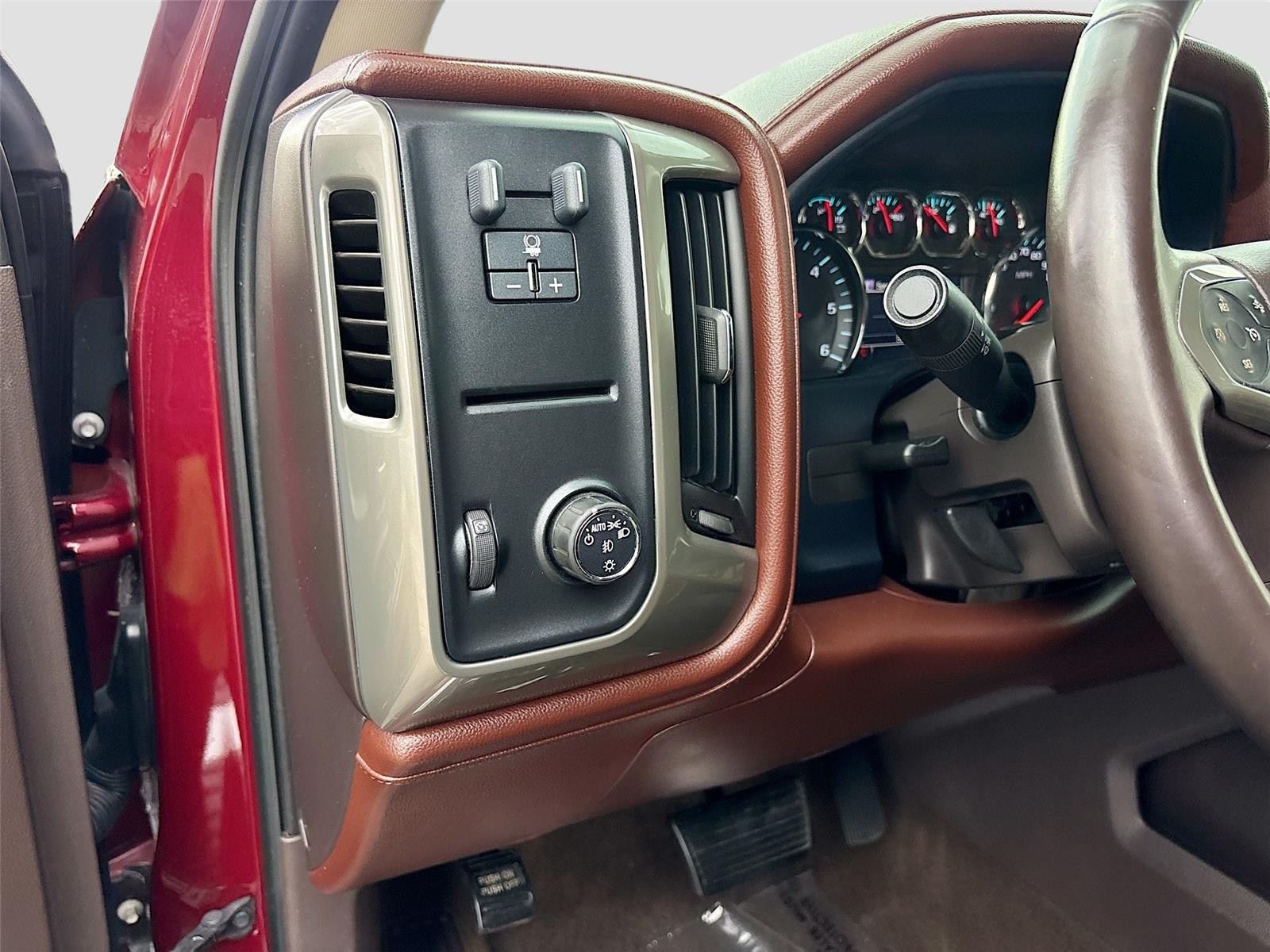 2014 Chevrolet Silverado 1500 High Country
