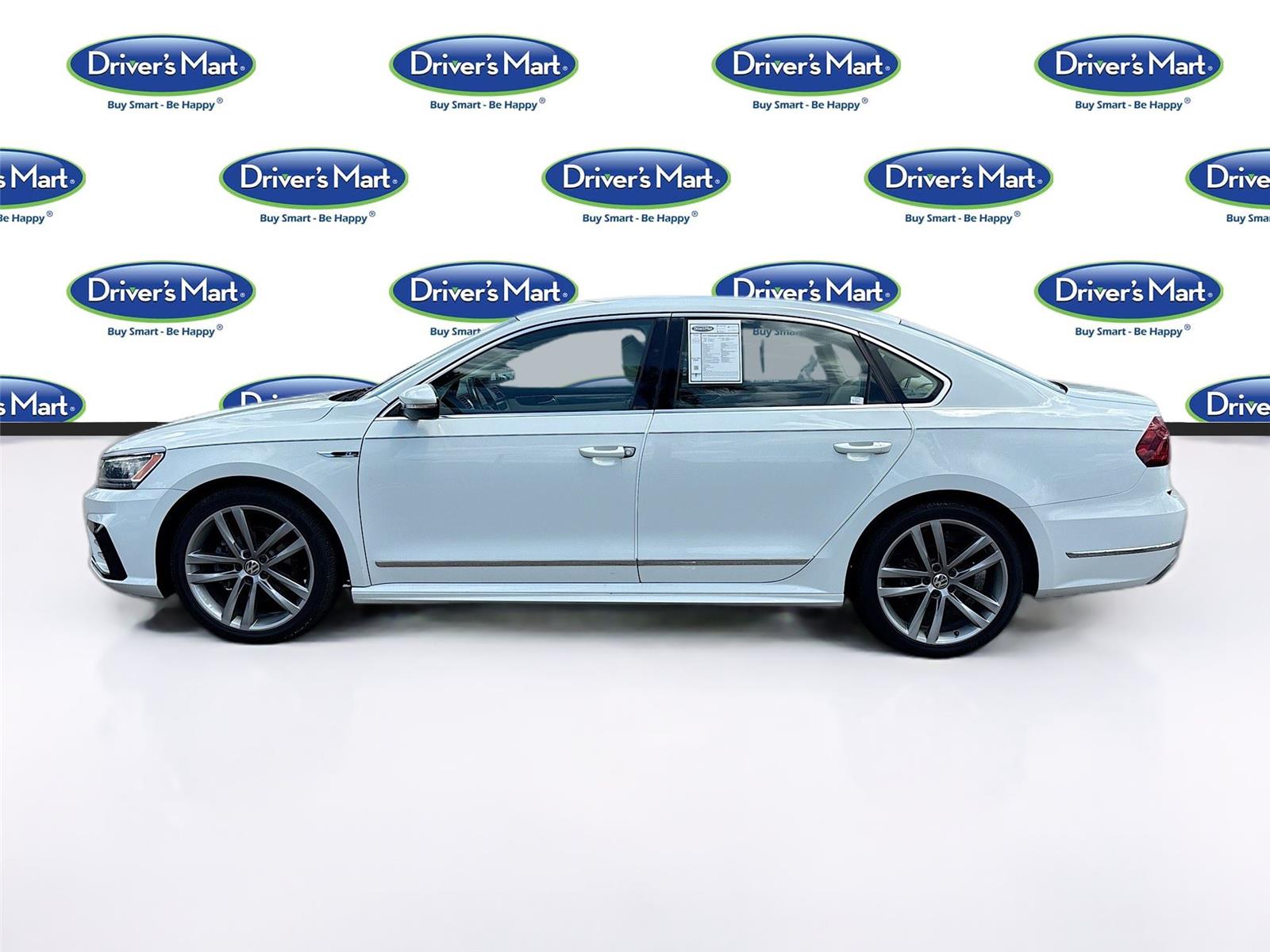 2017 Volkswagen Passat R-Line w/Comfort Pkg