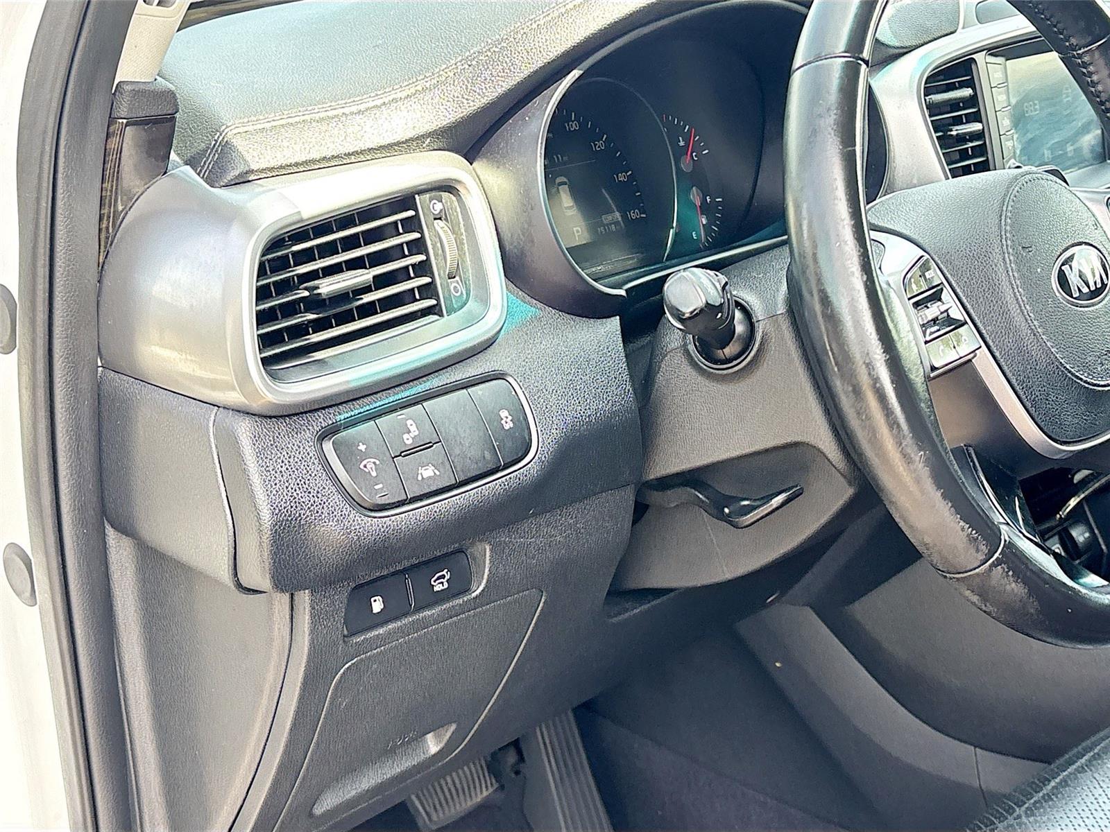 2020 Kia Sorento EX V6