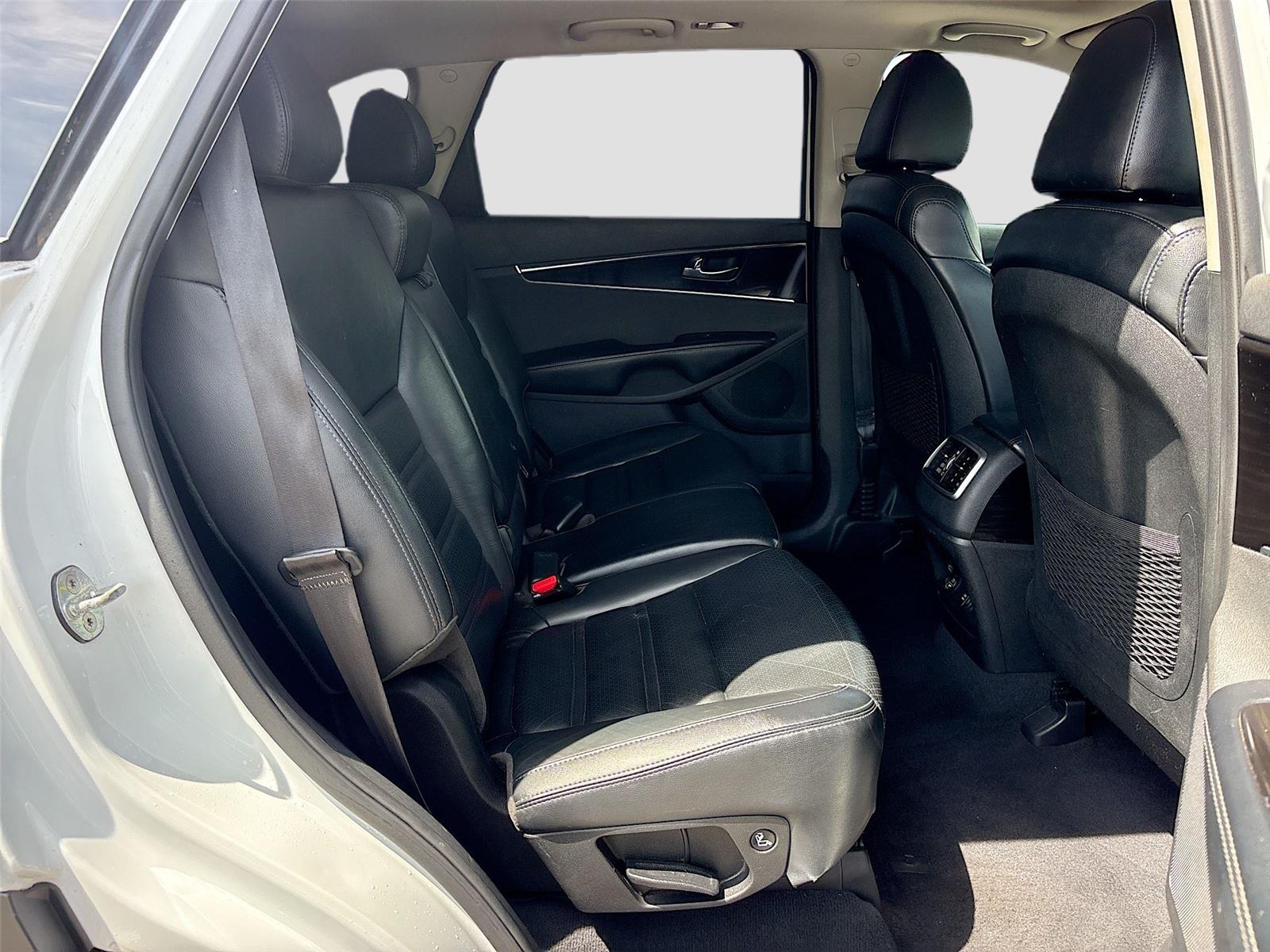 2020 Kia Sorento EX V6