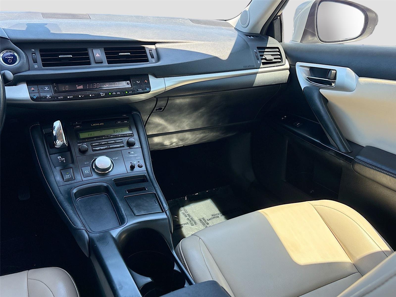 2011 Lexus CT 200h Premium