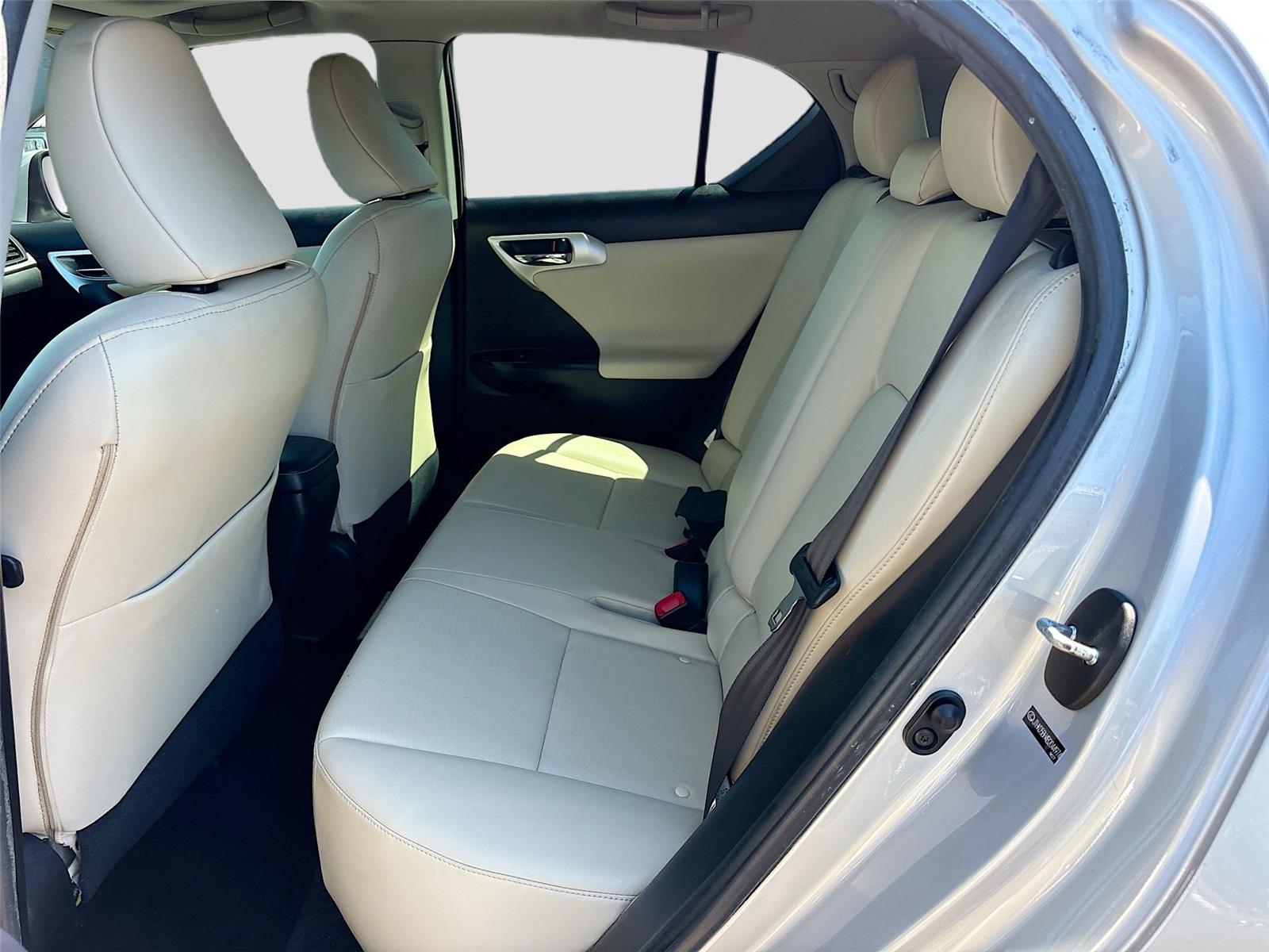 2011 Lexus CT 200h Premium
