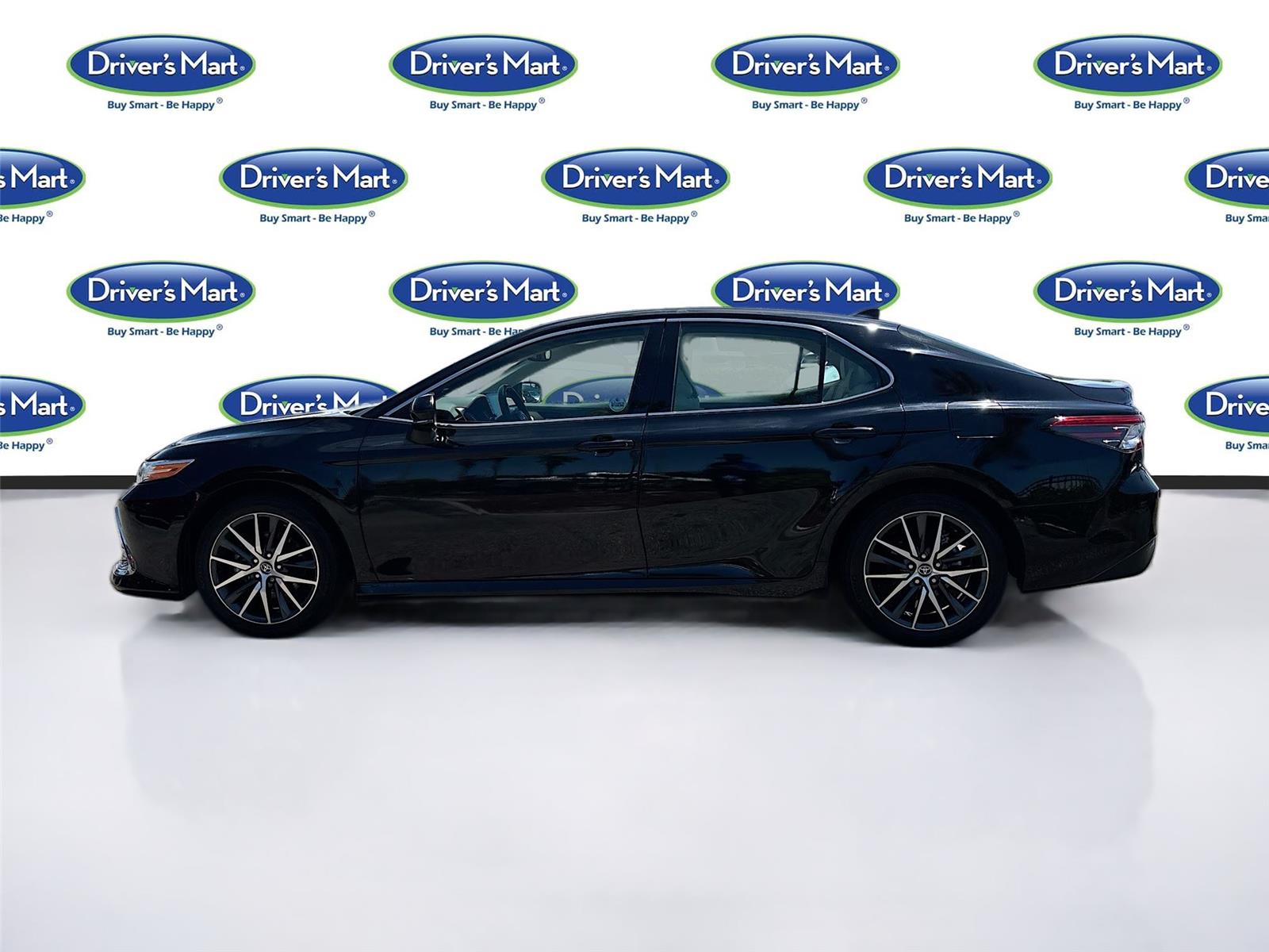 2023 TOYOTA CAMRY XLE