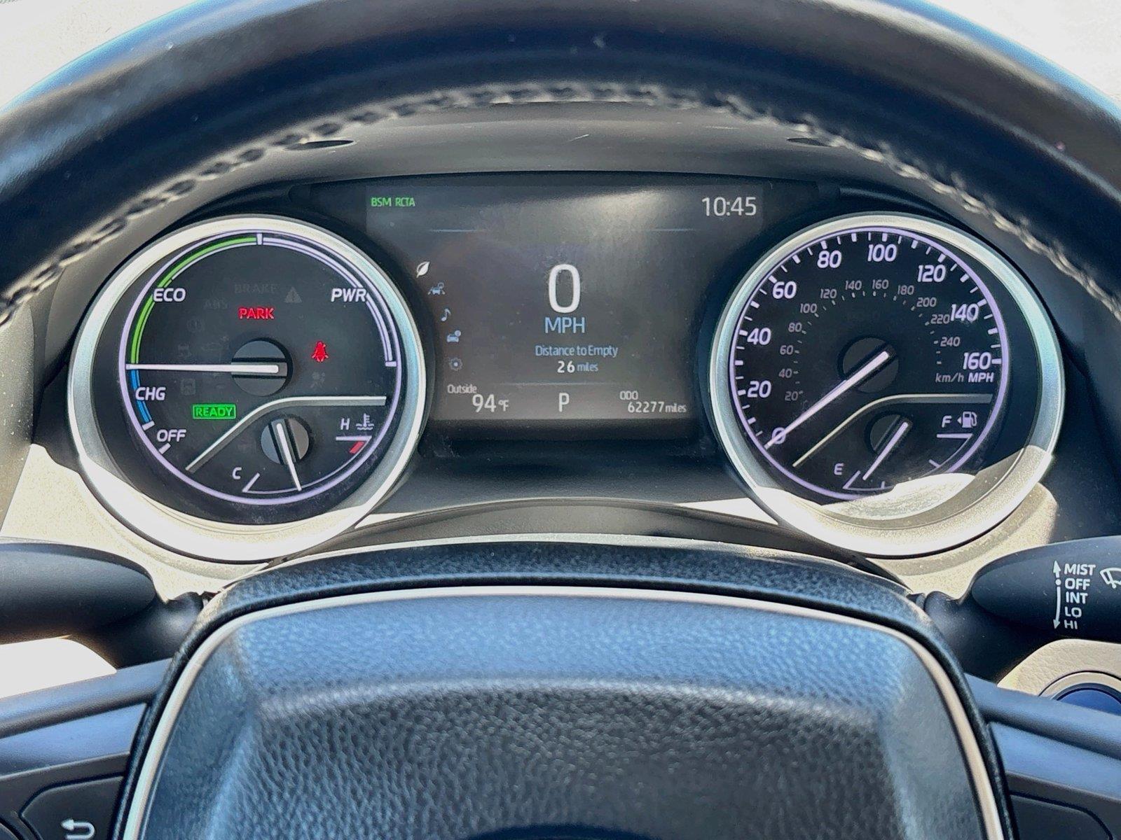 2023 Toyota Camry Hybrid XLE