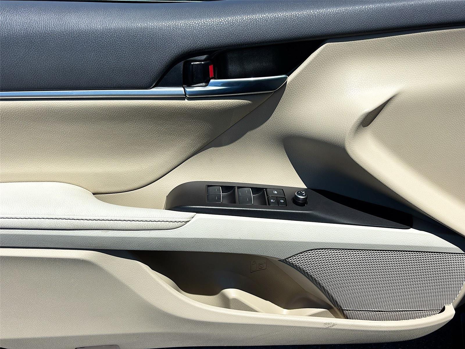 2023 TOYOTA CAMRY XLE