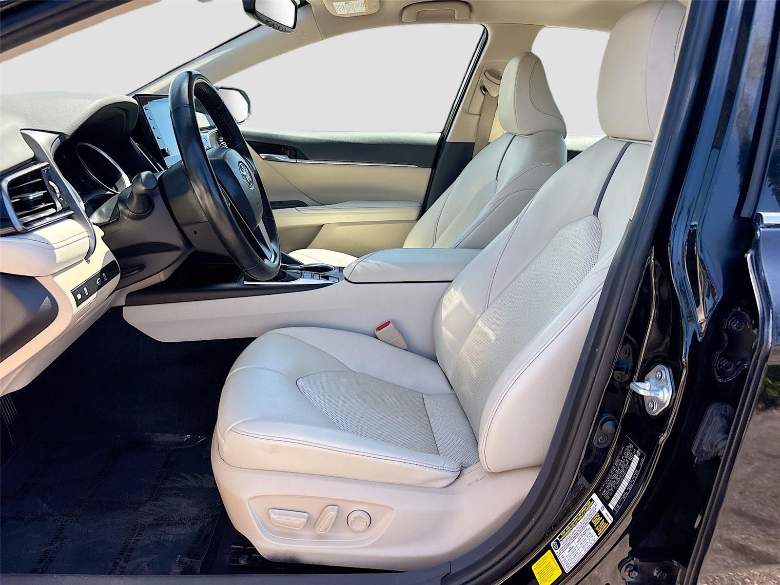 2023 TOYOTA CAMRY XLE