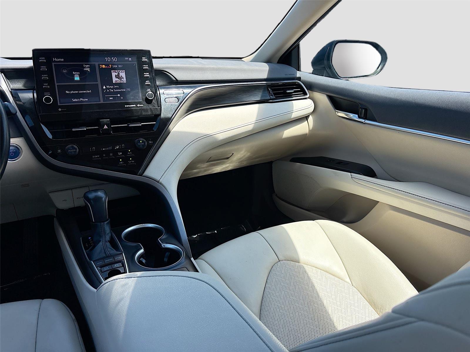 2023 TOYOTA CAMRY XLE