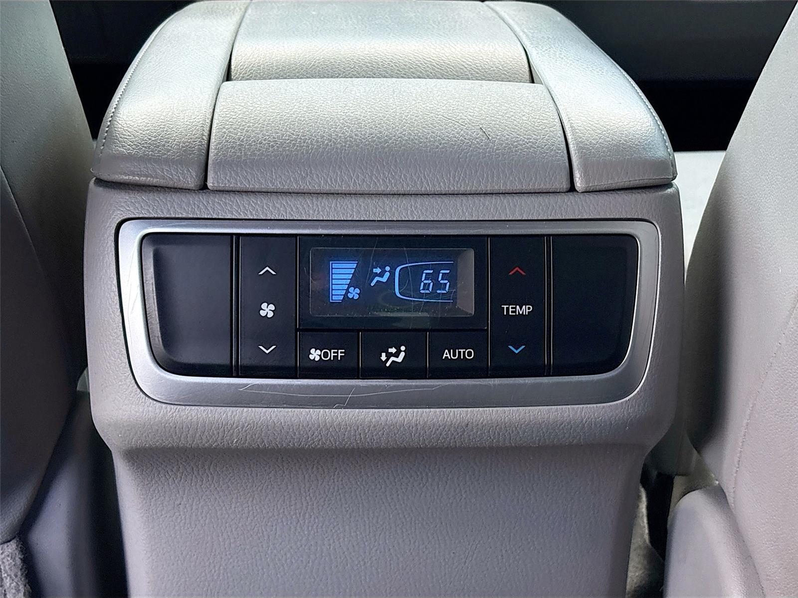 2017 TOYOTA HIGHLANDER SE/X