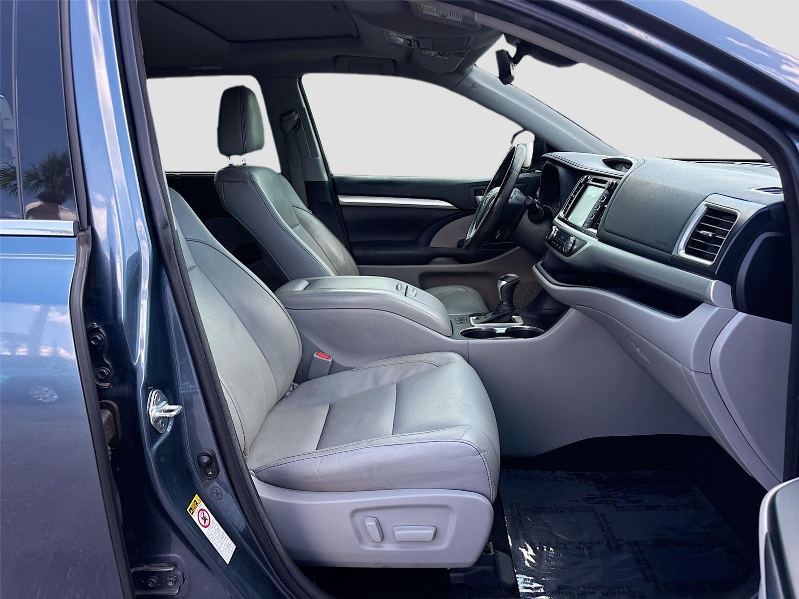 2017 TOYOTA HIGHLANDER SE/X