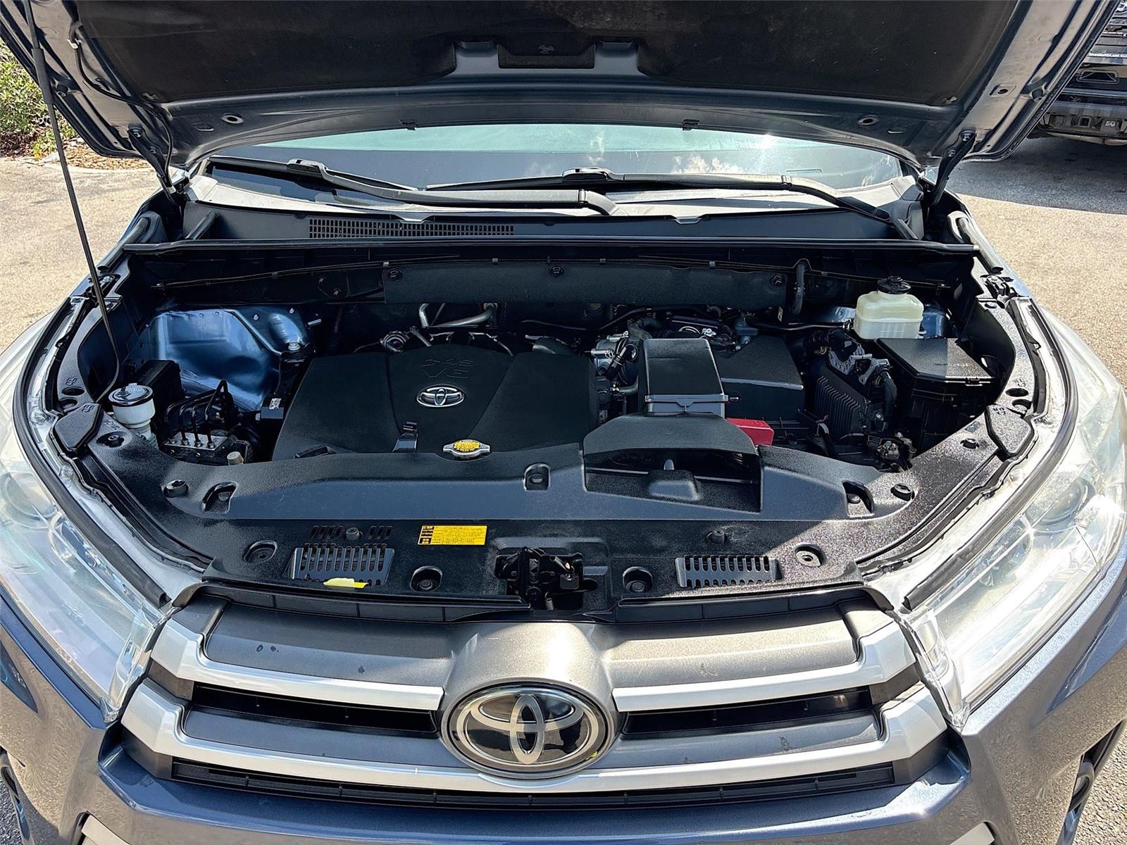 2017 TOYOTA HIGHLANDER SE/X