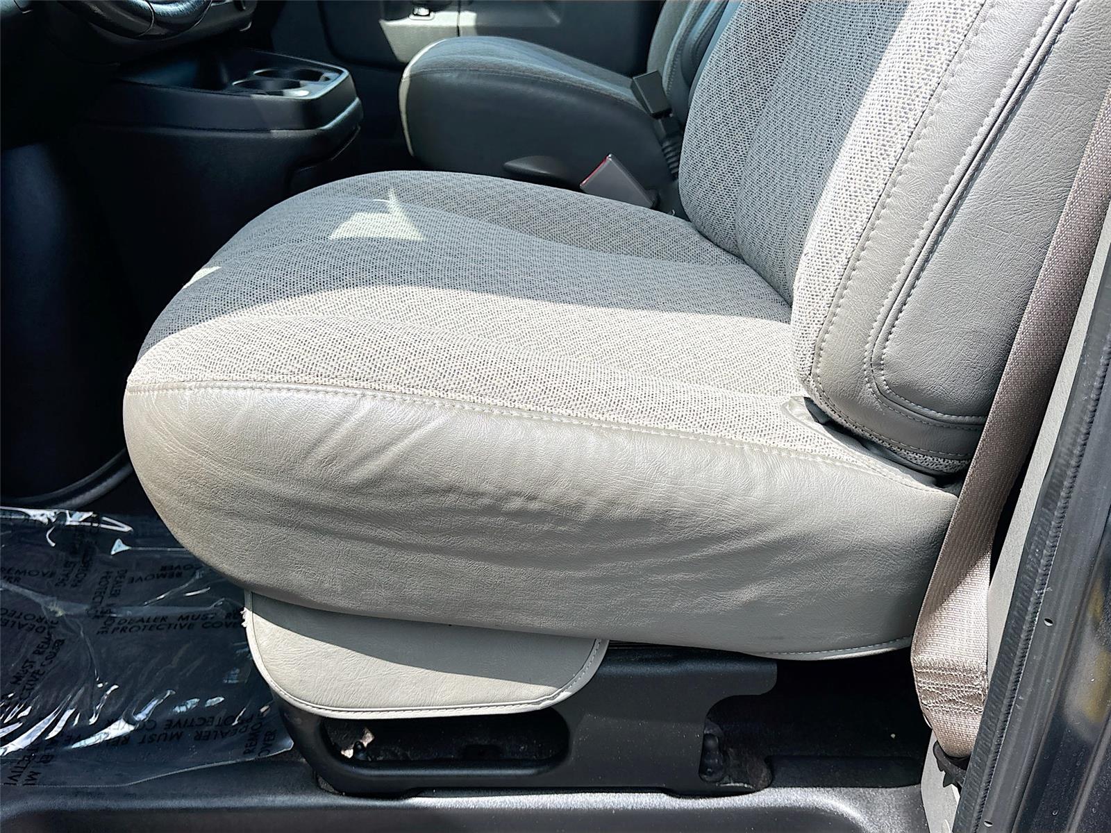 2019 Chevrolet Express Passenger LT