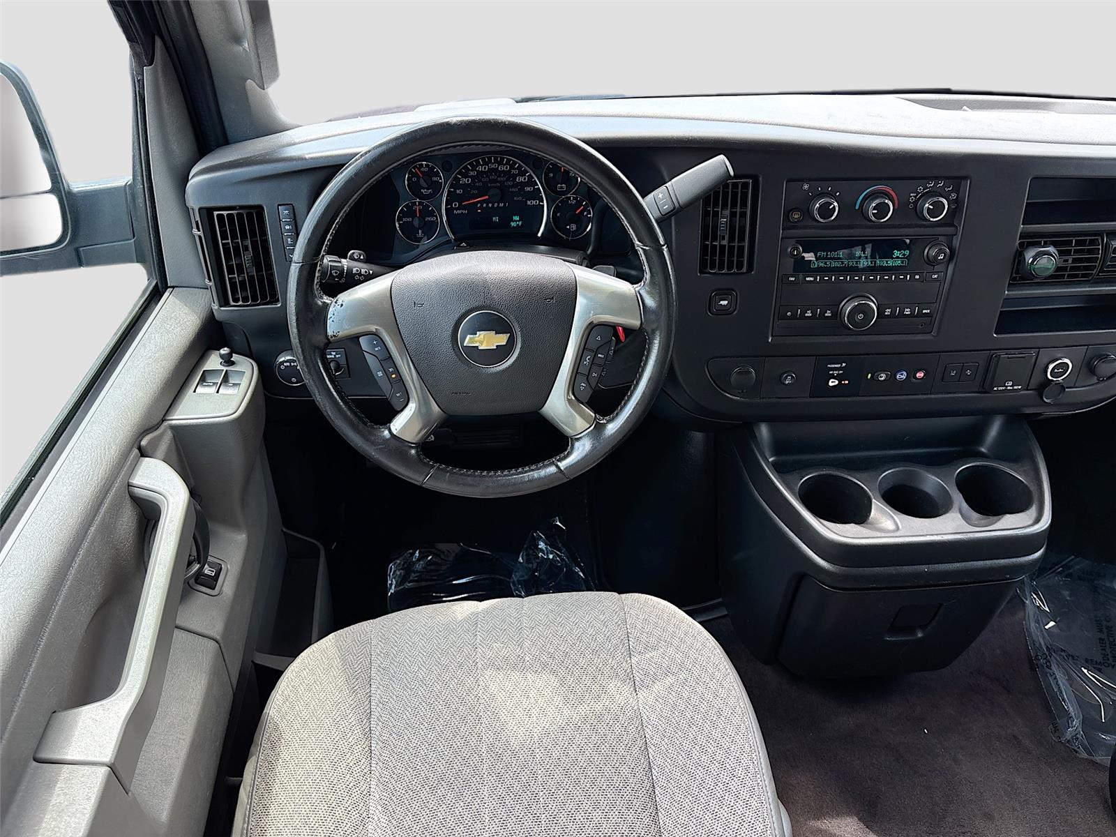2019 Chevrolet Express Passenger LT