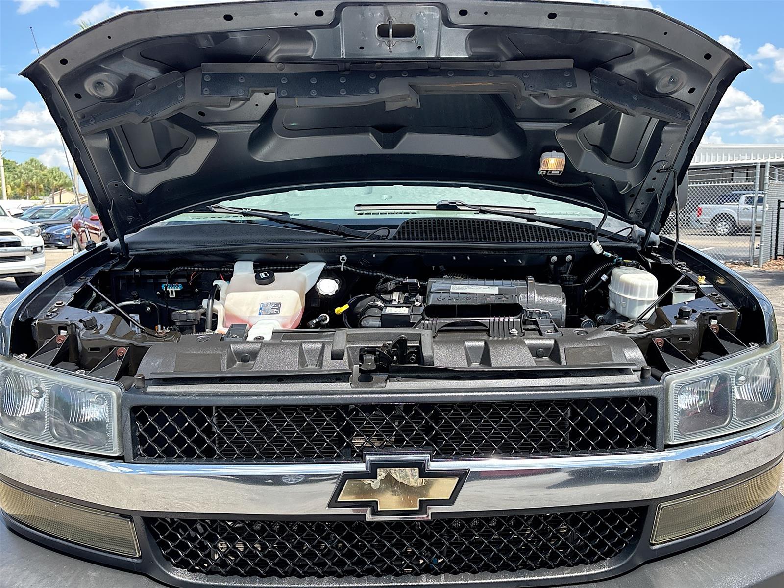 2019 Chevrolet Express Passenger LT